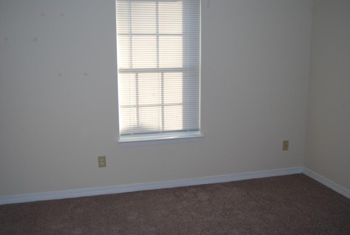 HOLLYROD II - Residential