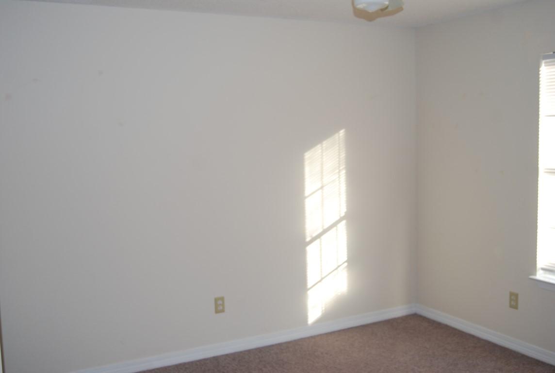 HOLLYROD II - Residential