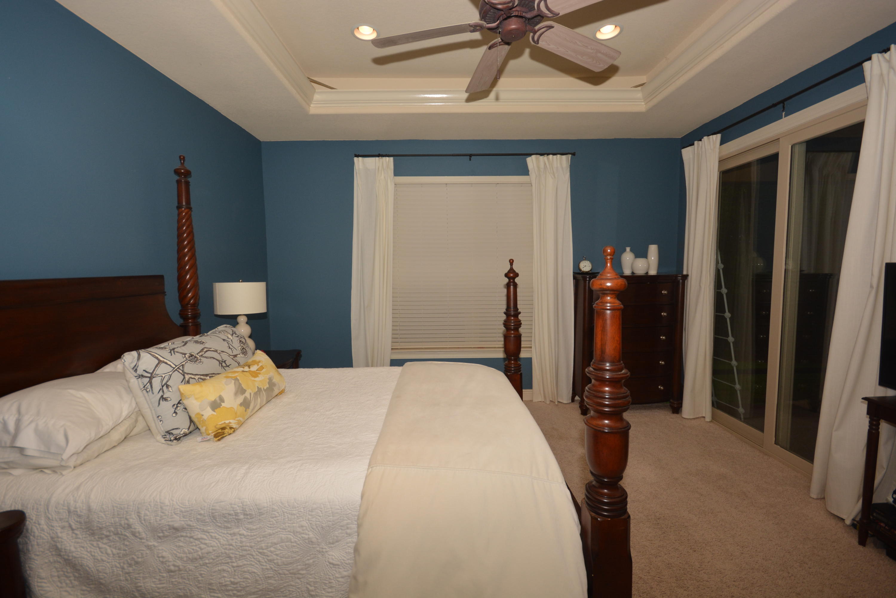 CHARDONNAY ESTATES - Residential