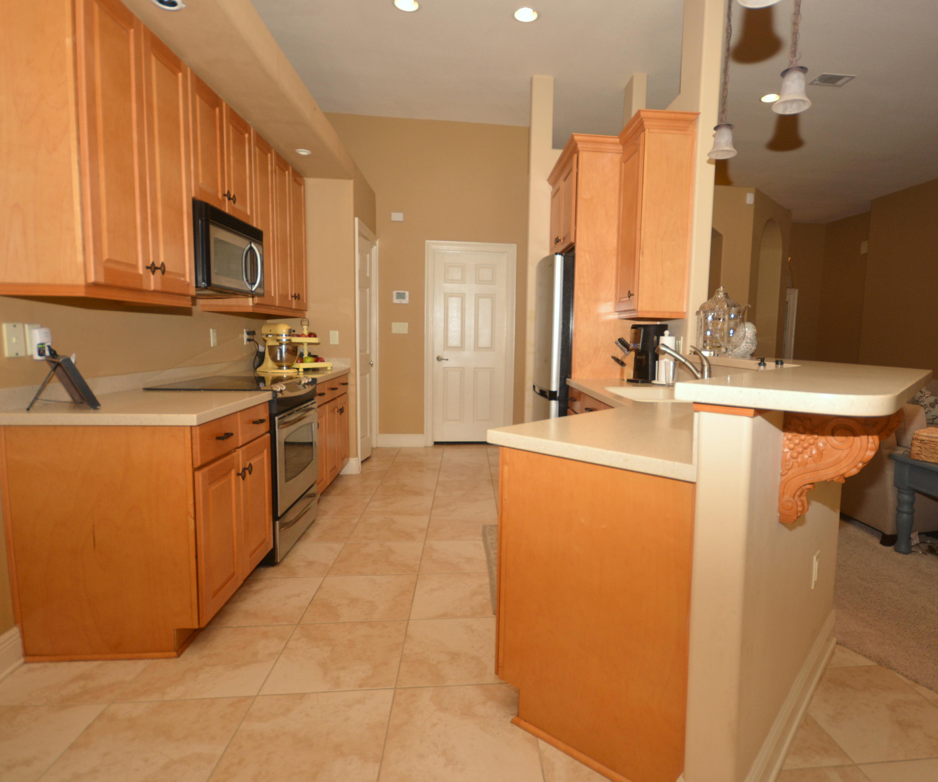 CHARDONNAY ESTATES - Residential