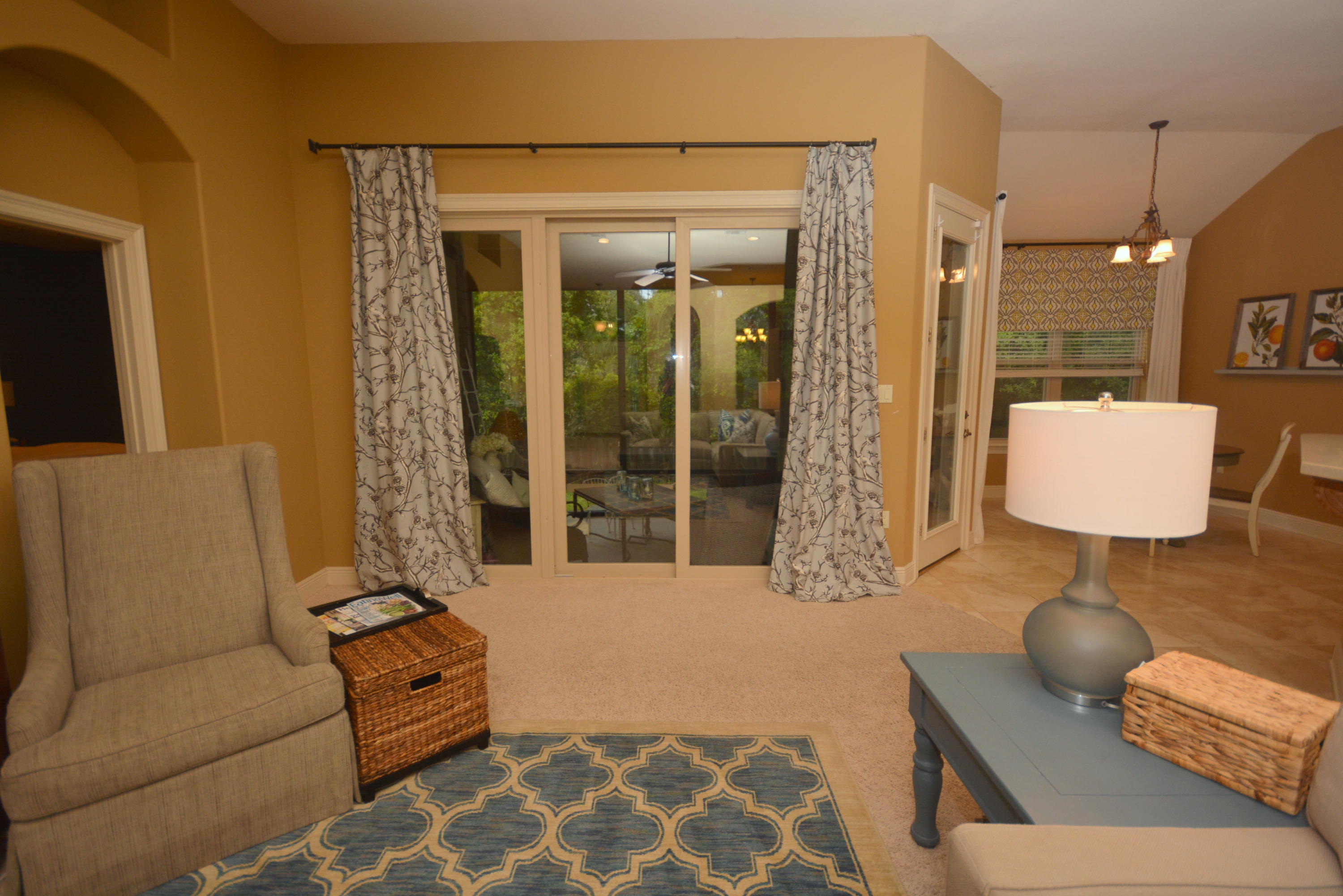 CHARDONNAY ESTATES - Residential