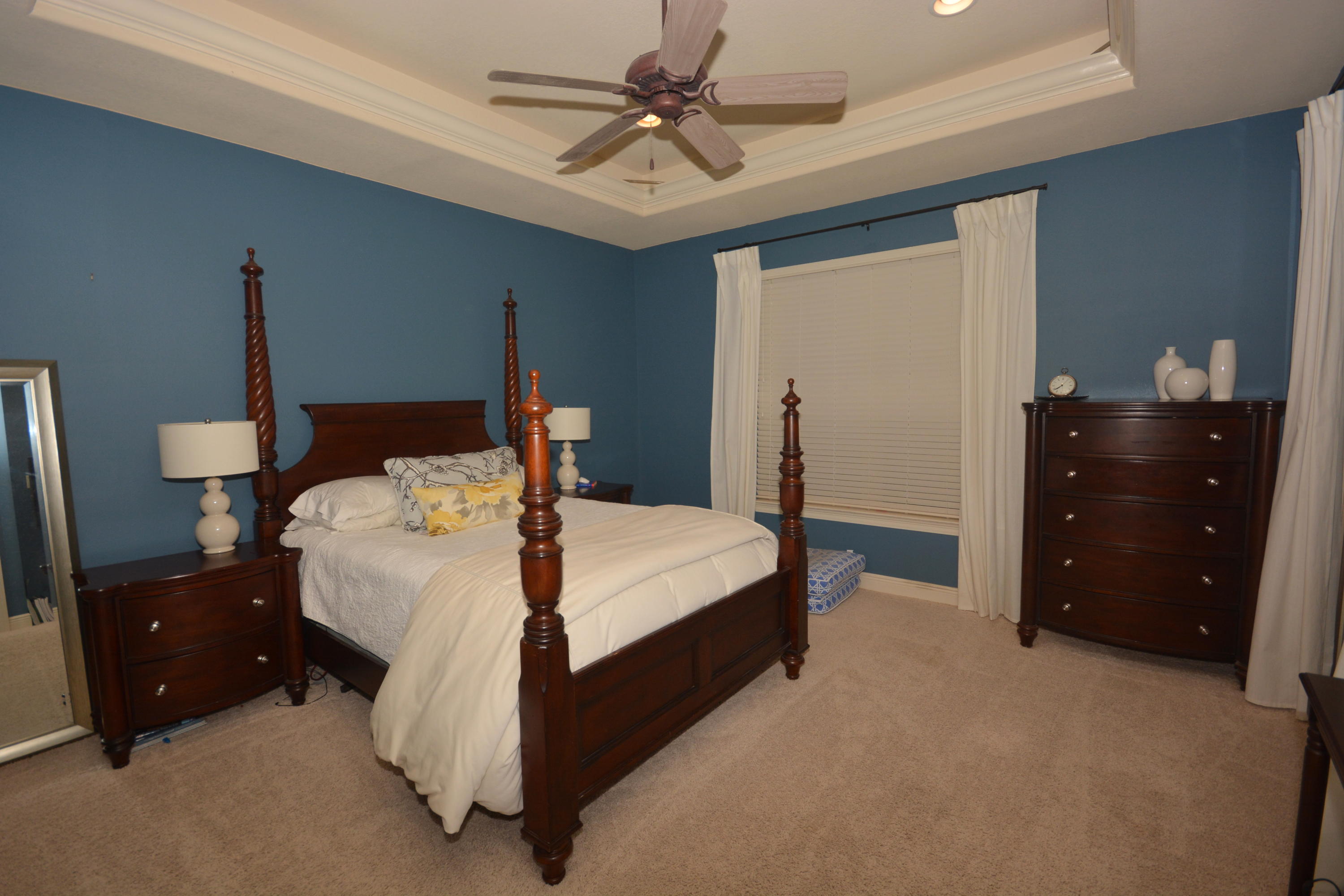 CHARDONNAY ESTATES - Residential