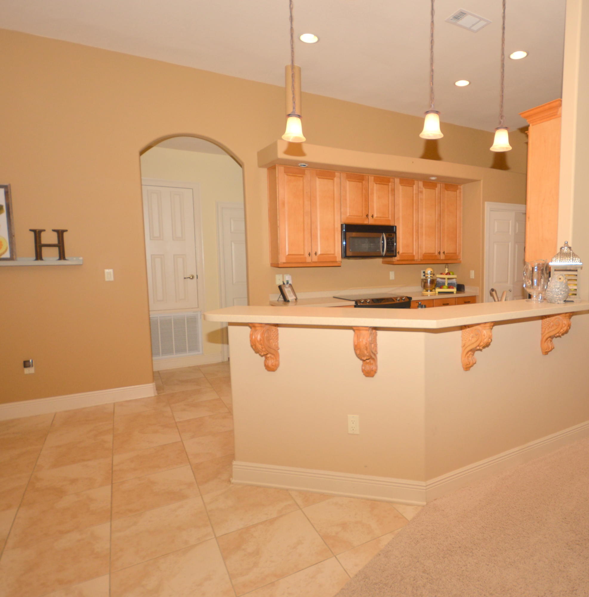 CHARDONNAY ESTATES - Residential