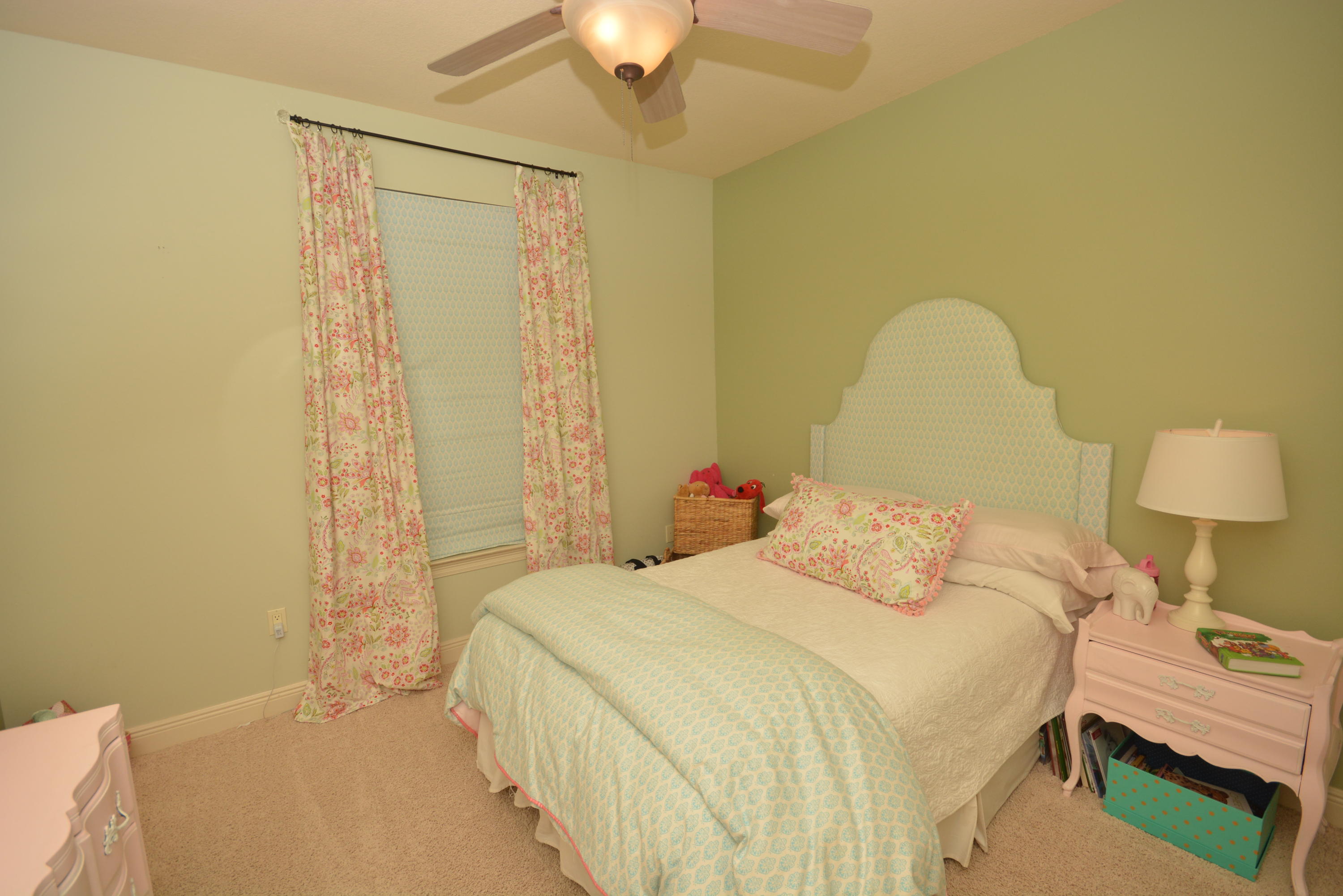 CHARDONNAY ESTATES - Residential