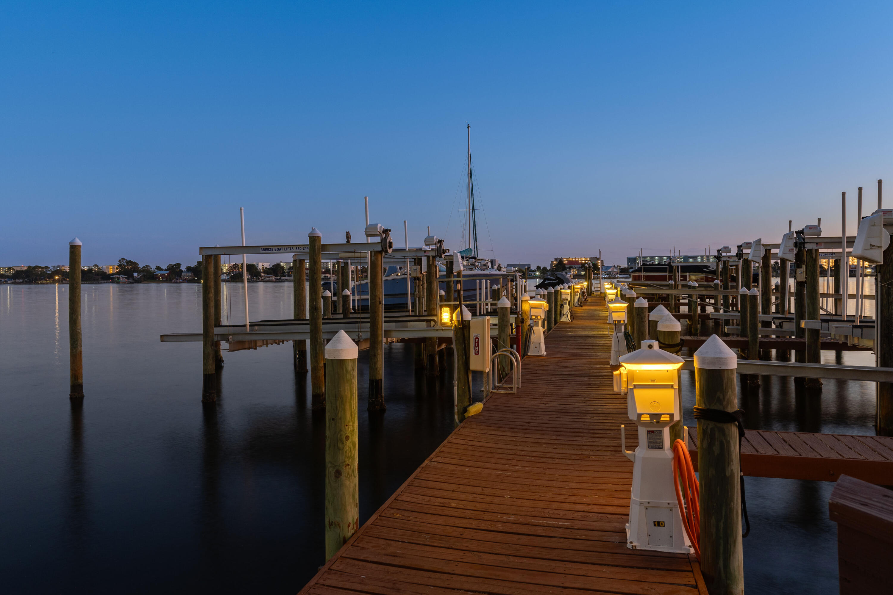 PRESIDIO YACHT CLUB - Residential