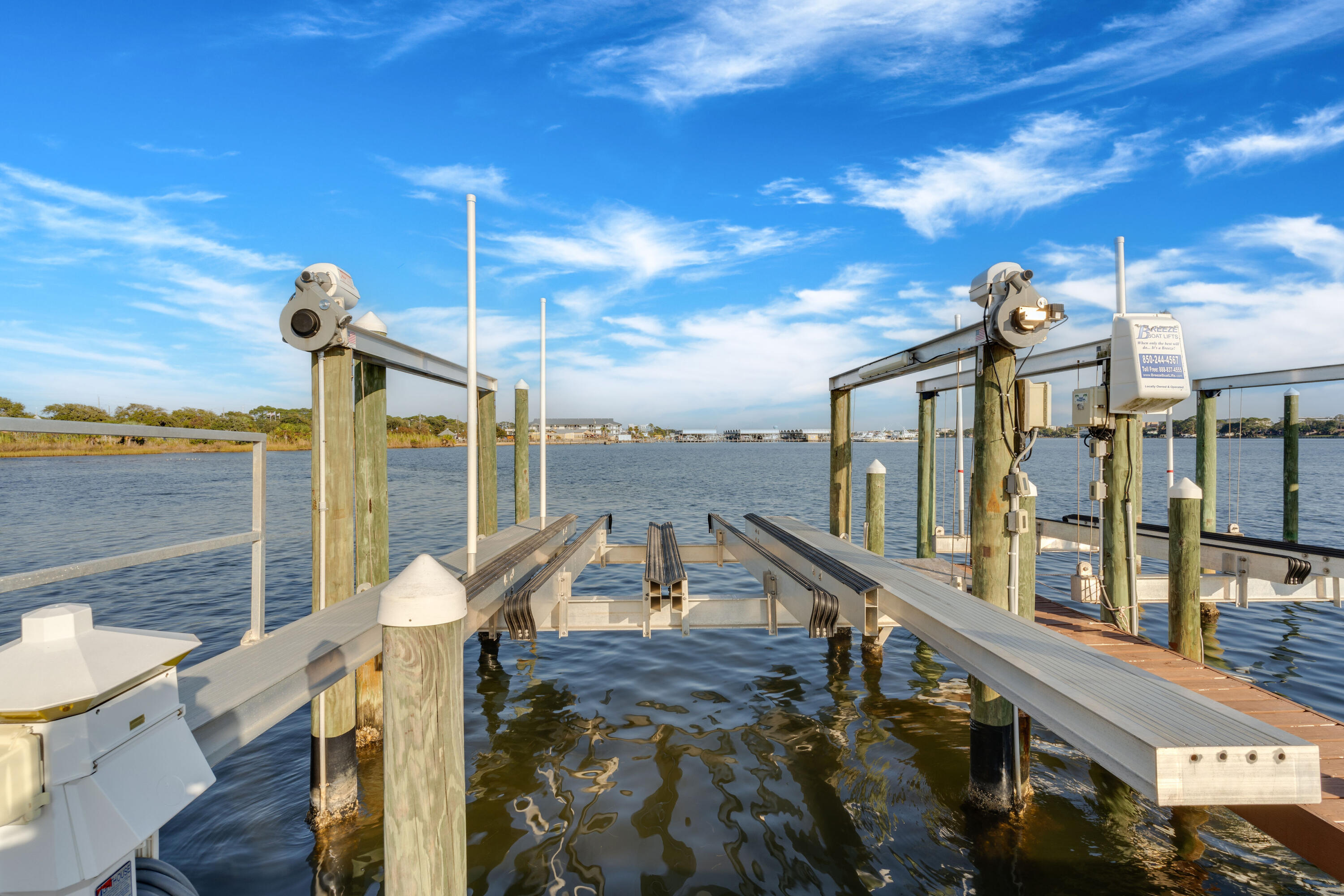 PRESIDIO YACHT CLUB - Residential