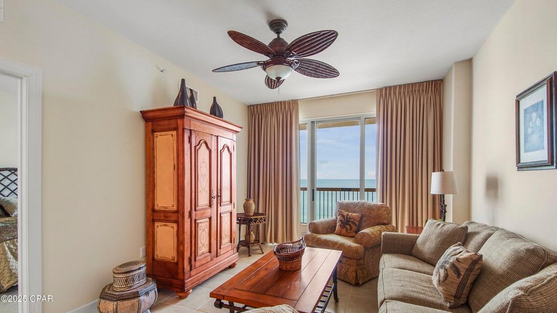 SUNRISE BEACH - Residential