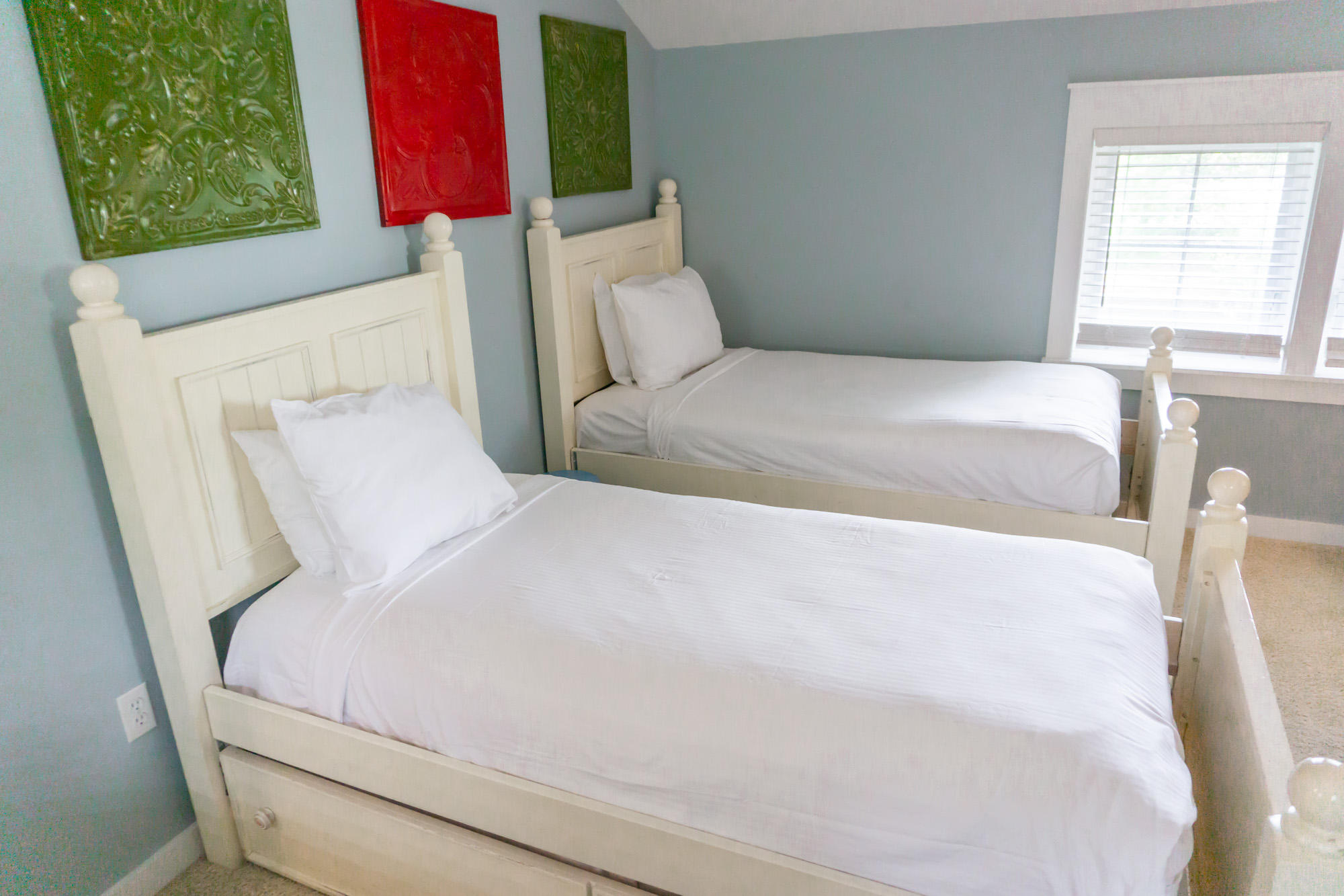 LAUREL GROVE - Residential