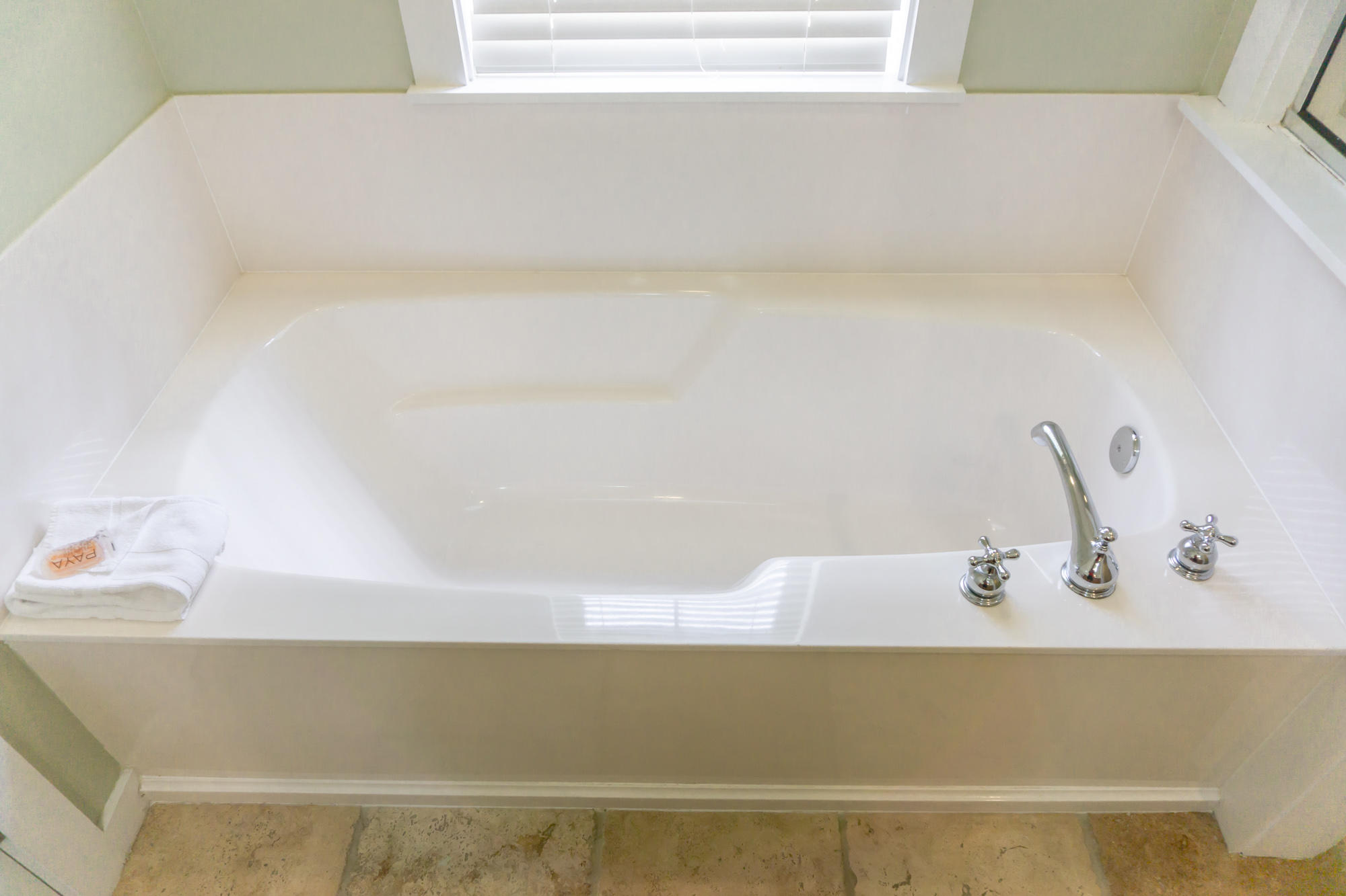 LAUREL GROVE - Residential