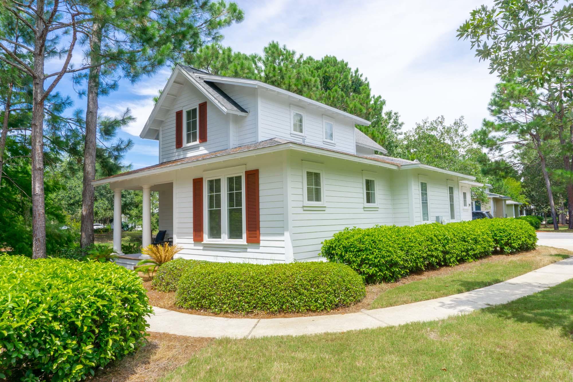 LAUREL GROVE - Residential