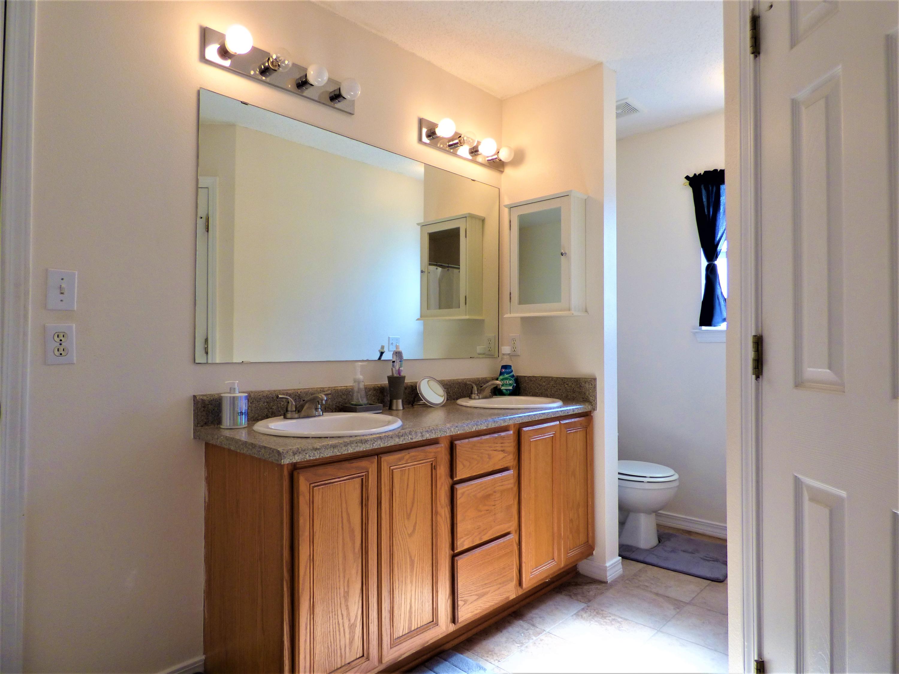 VINEYARD THE - Residential