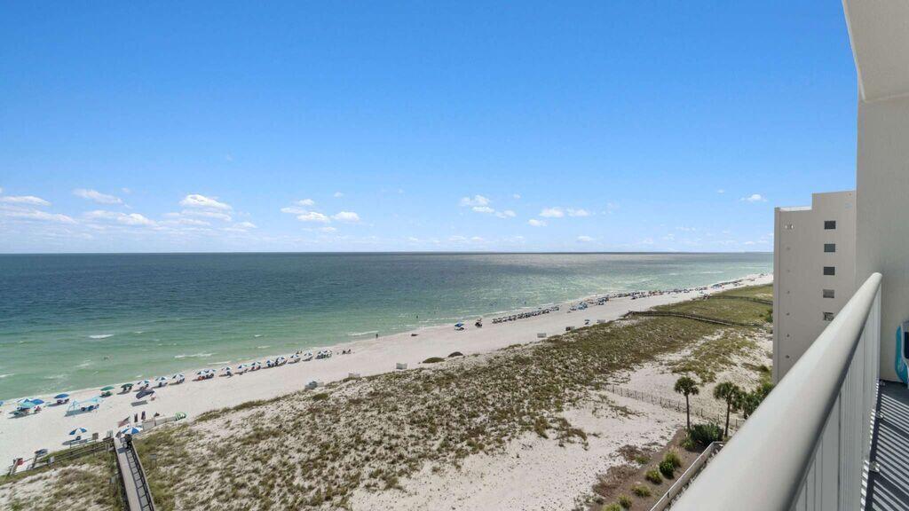 SUMMERWIND CONDOS - Residential