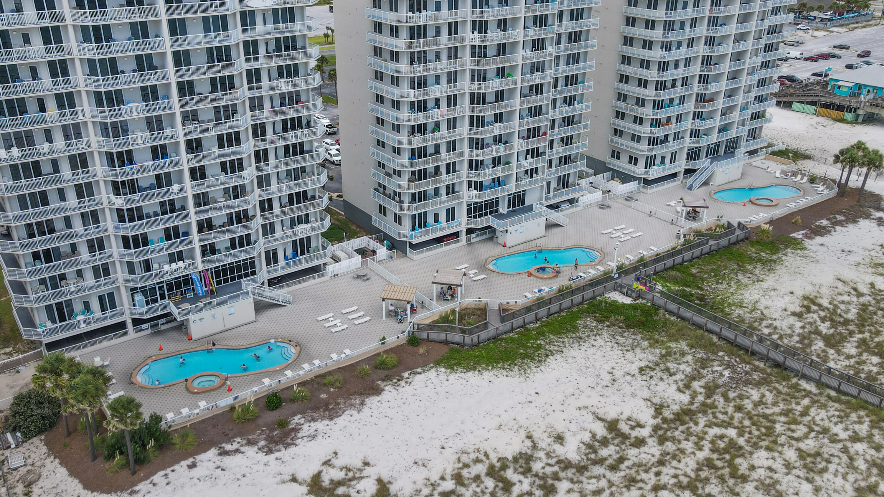 SUMMERWIND CONDOS - Residential