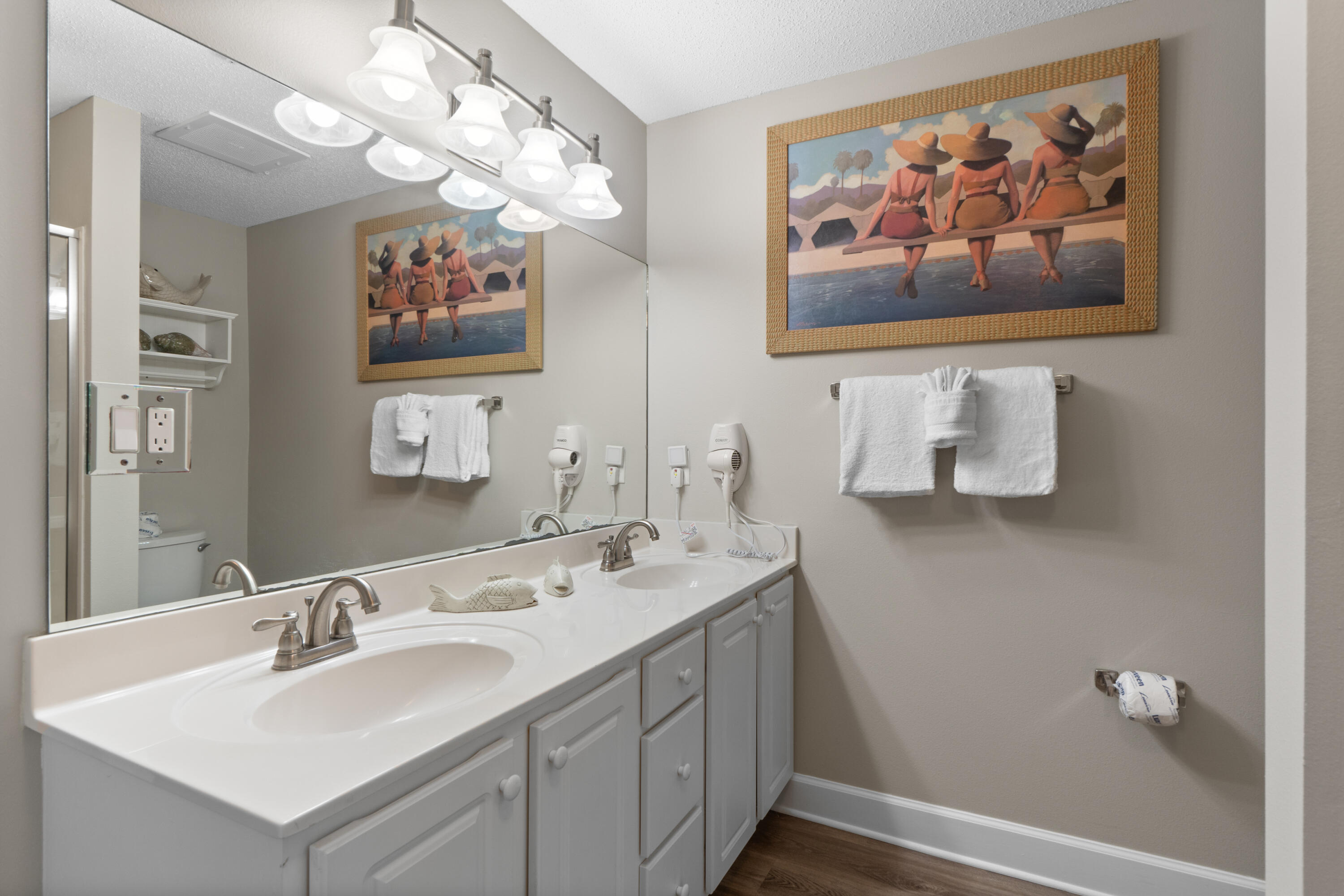 SUMMERWIND CONDOS - Residential