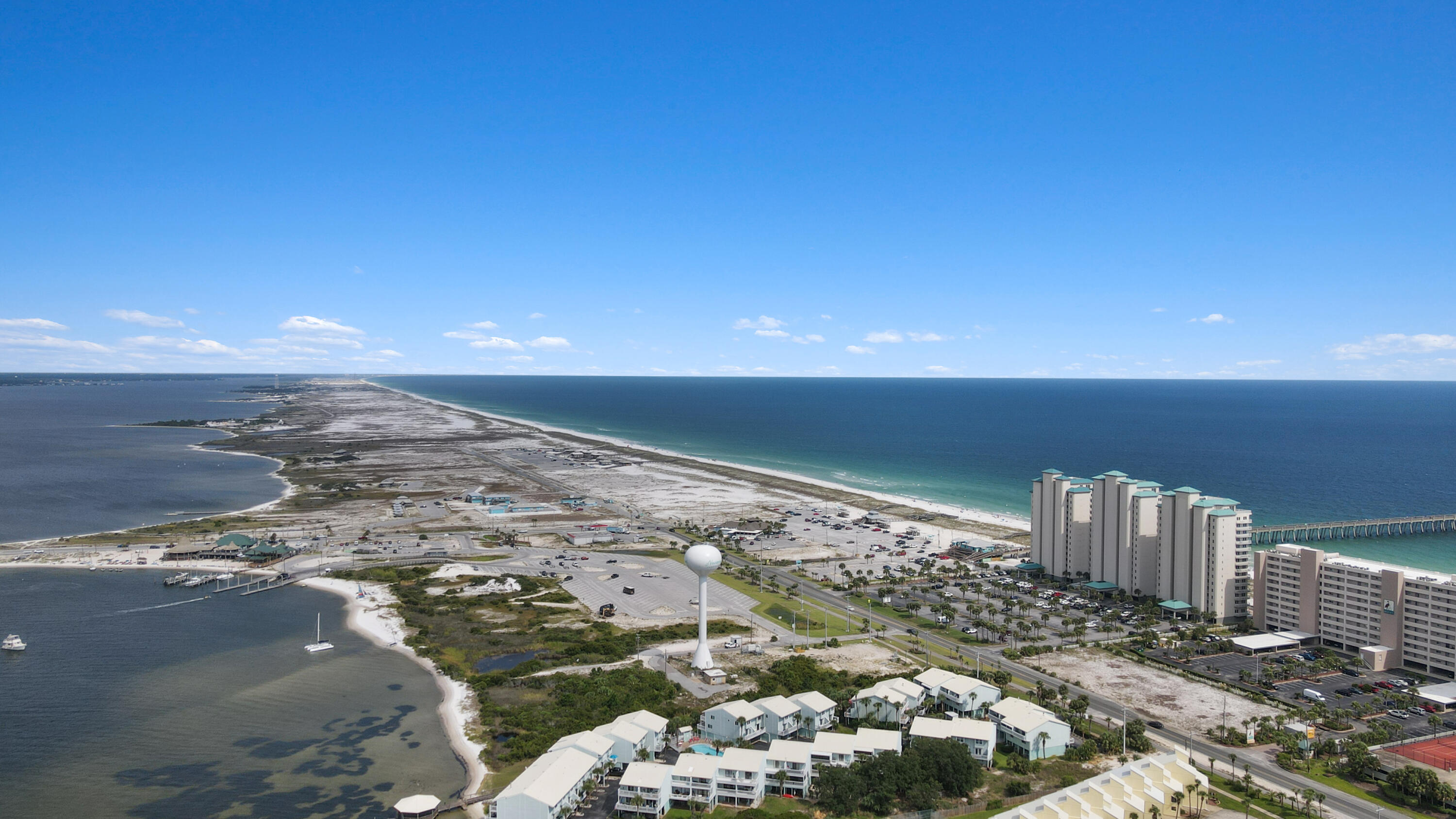 SUMMERWIND CONDOS - Residential