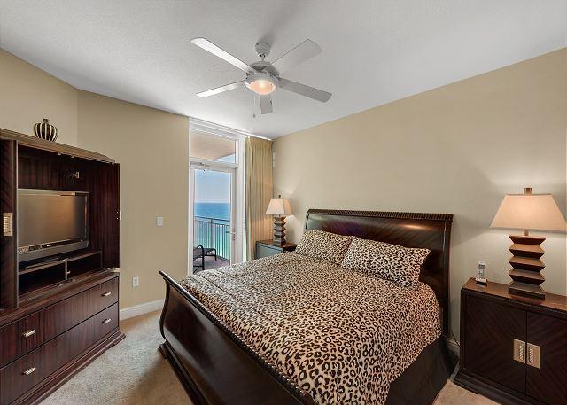 AQUA Beachside Resort - Residential