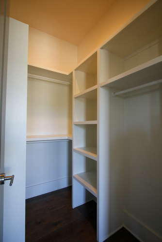 SEANEST VILLAGE - Residential