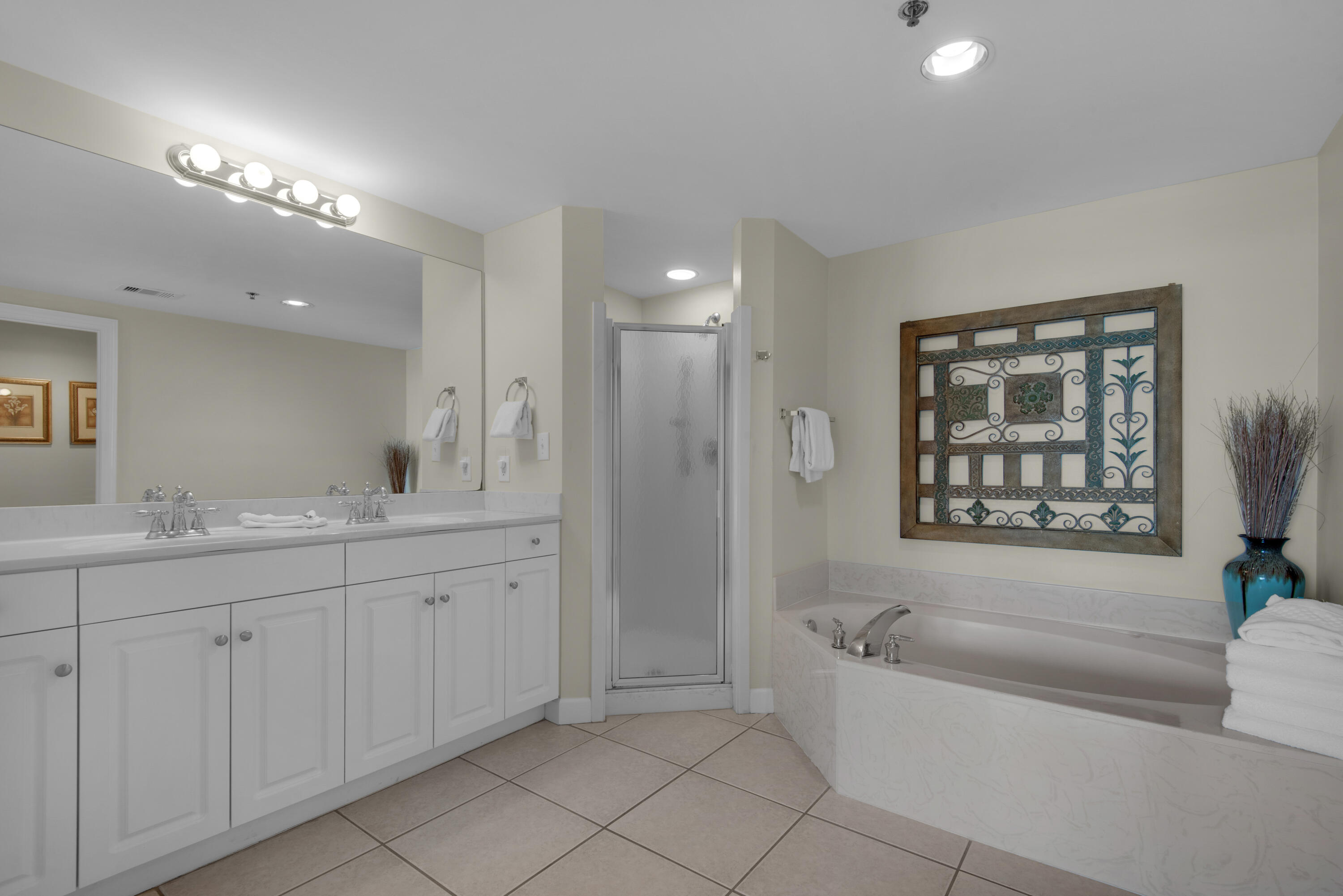 STERLING SHORES - Residential