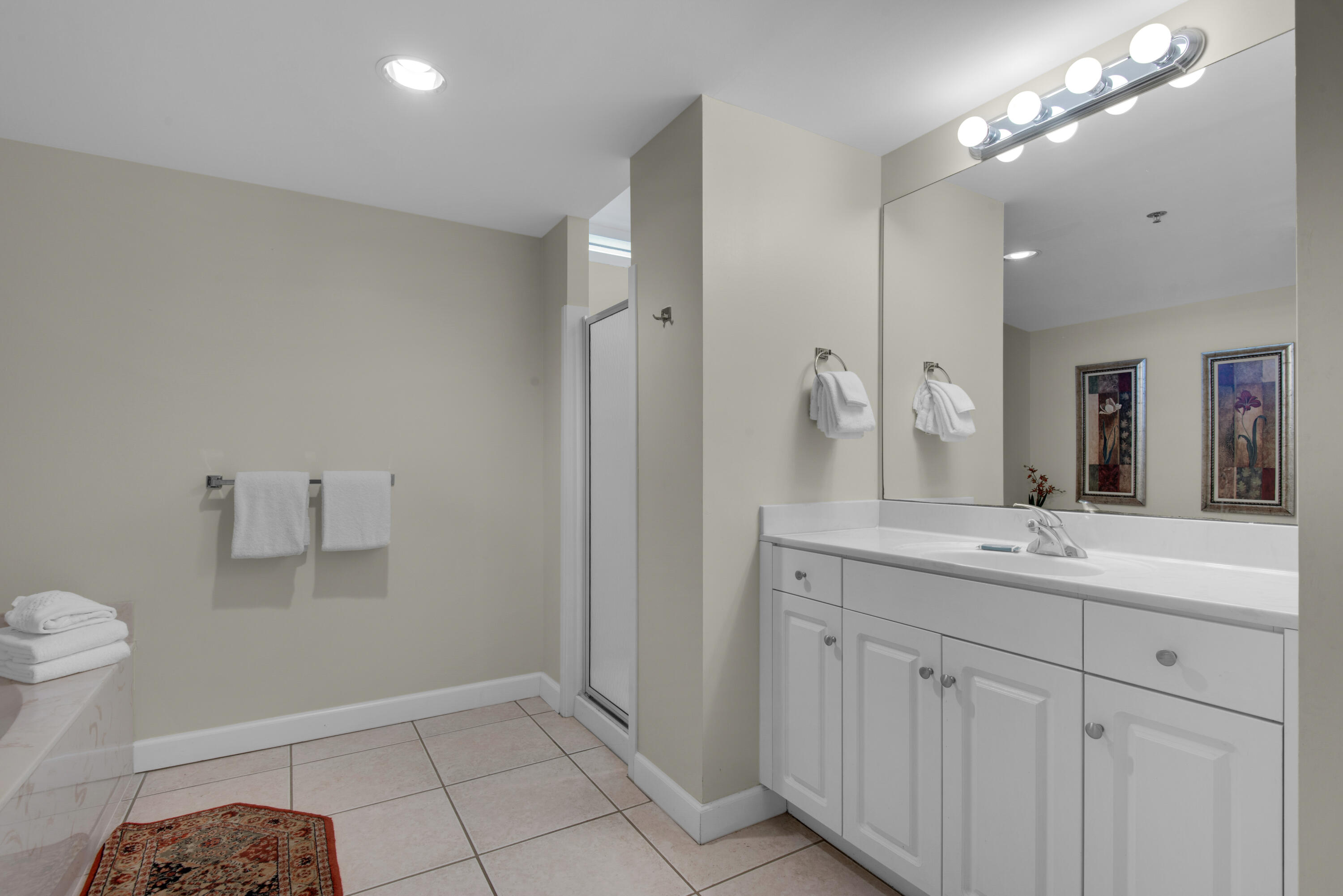 STERLING SHORES - Residential