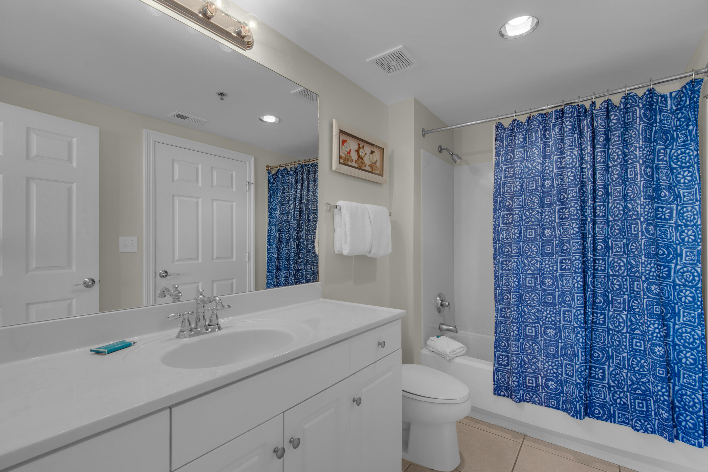 STERLING SHORES - Residential