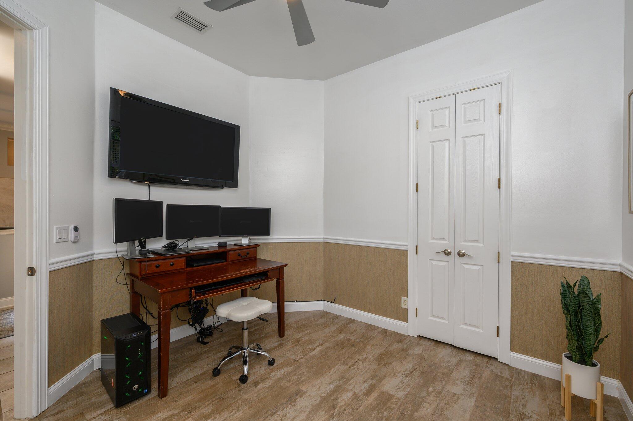 EMERALD LAKES PH 2 - Residential