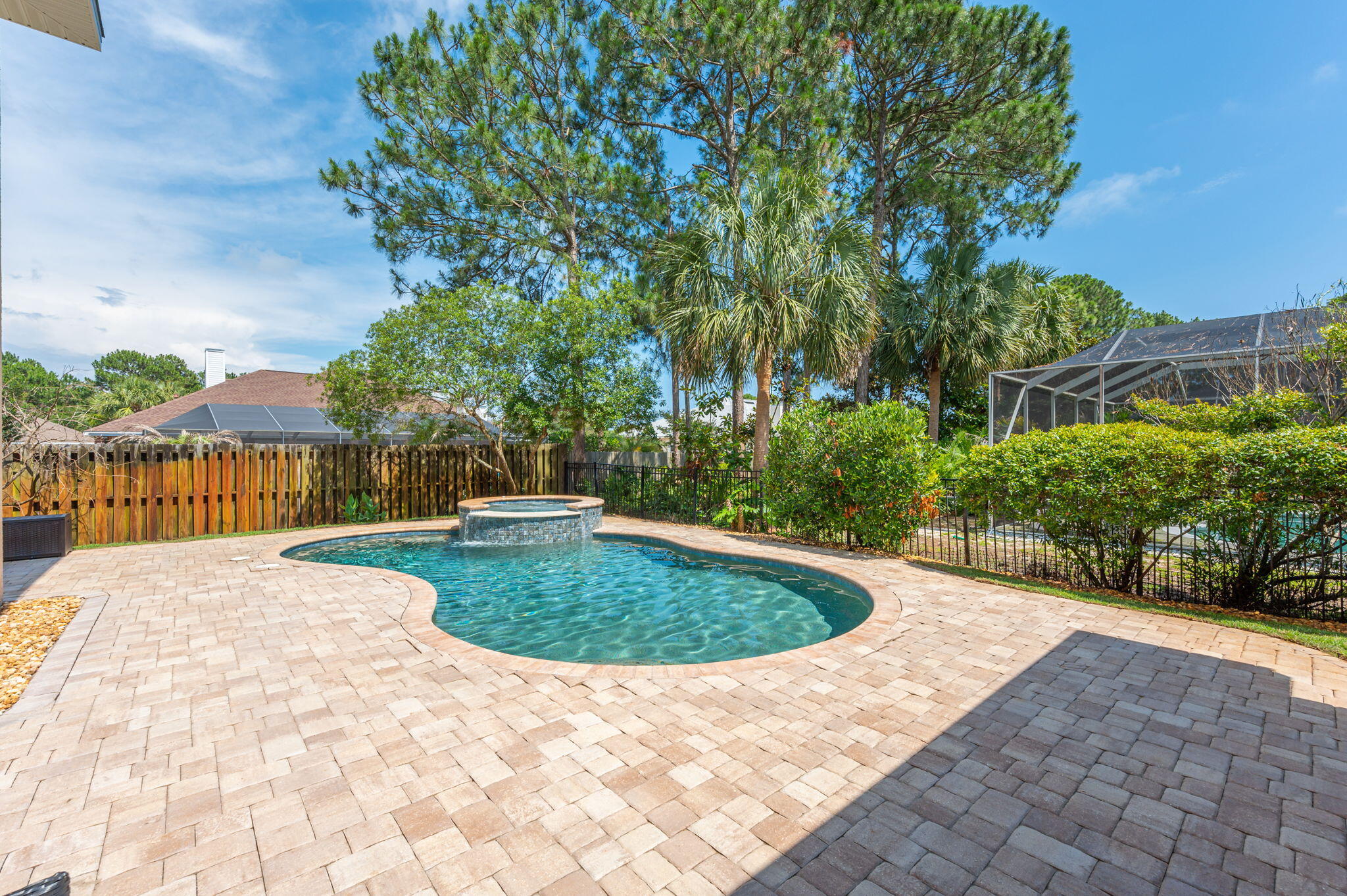 EMERALD LAKES PH 2 - Residential