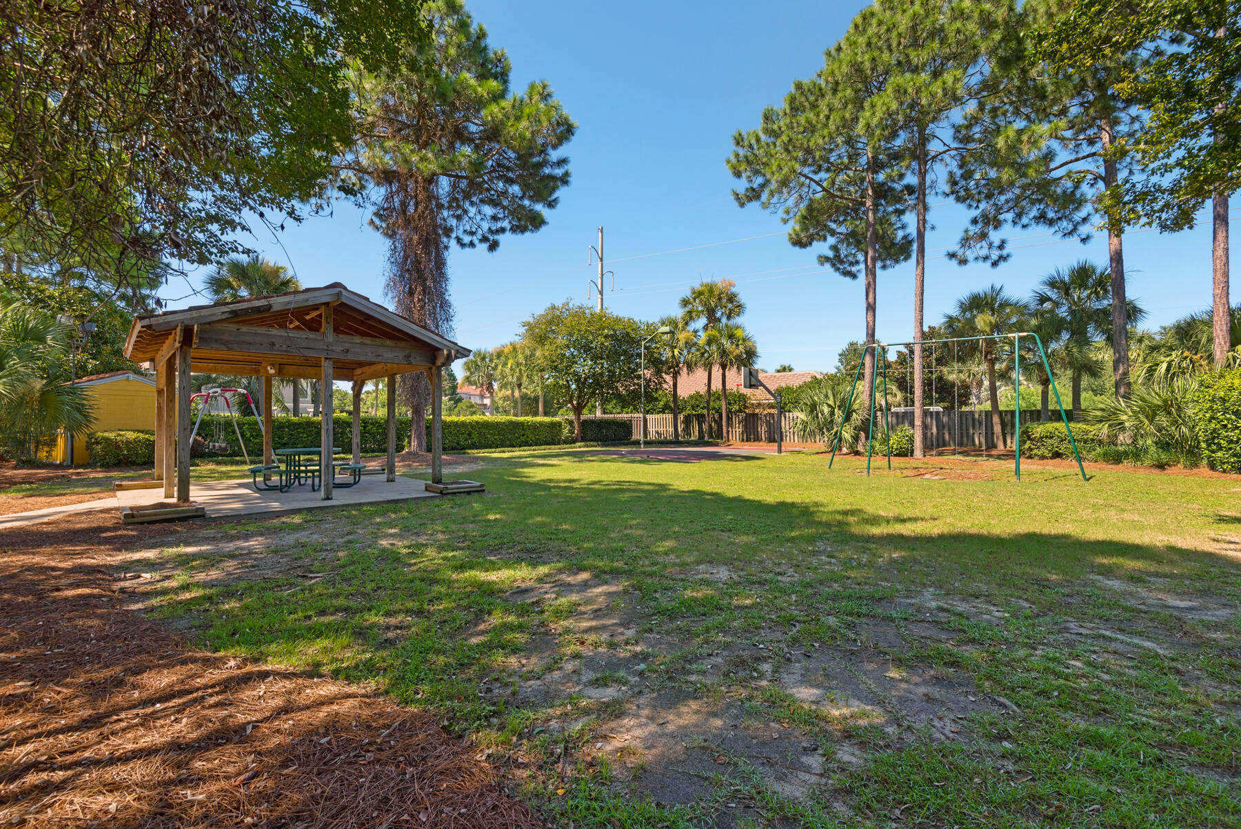 EMERALD LAKES PH 2 - Residential