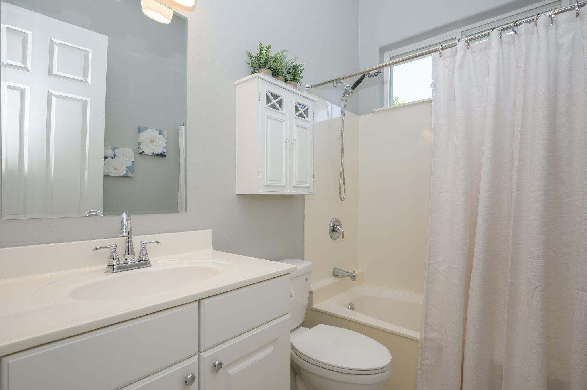 EMERALD LAKES PH 2 - Residential