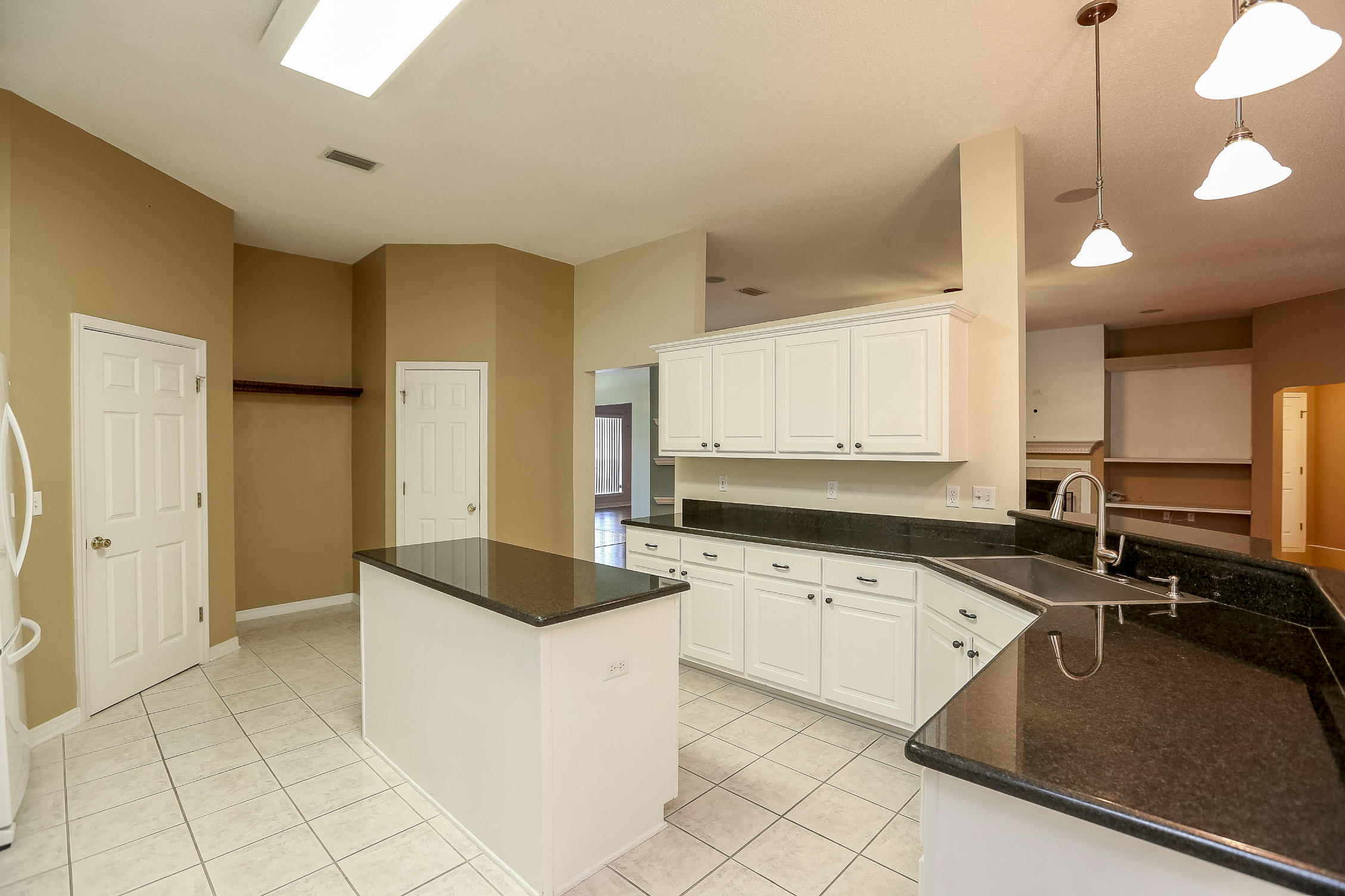 SILVER OAKS PH II - Residential