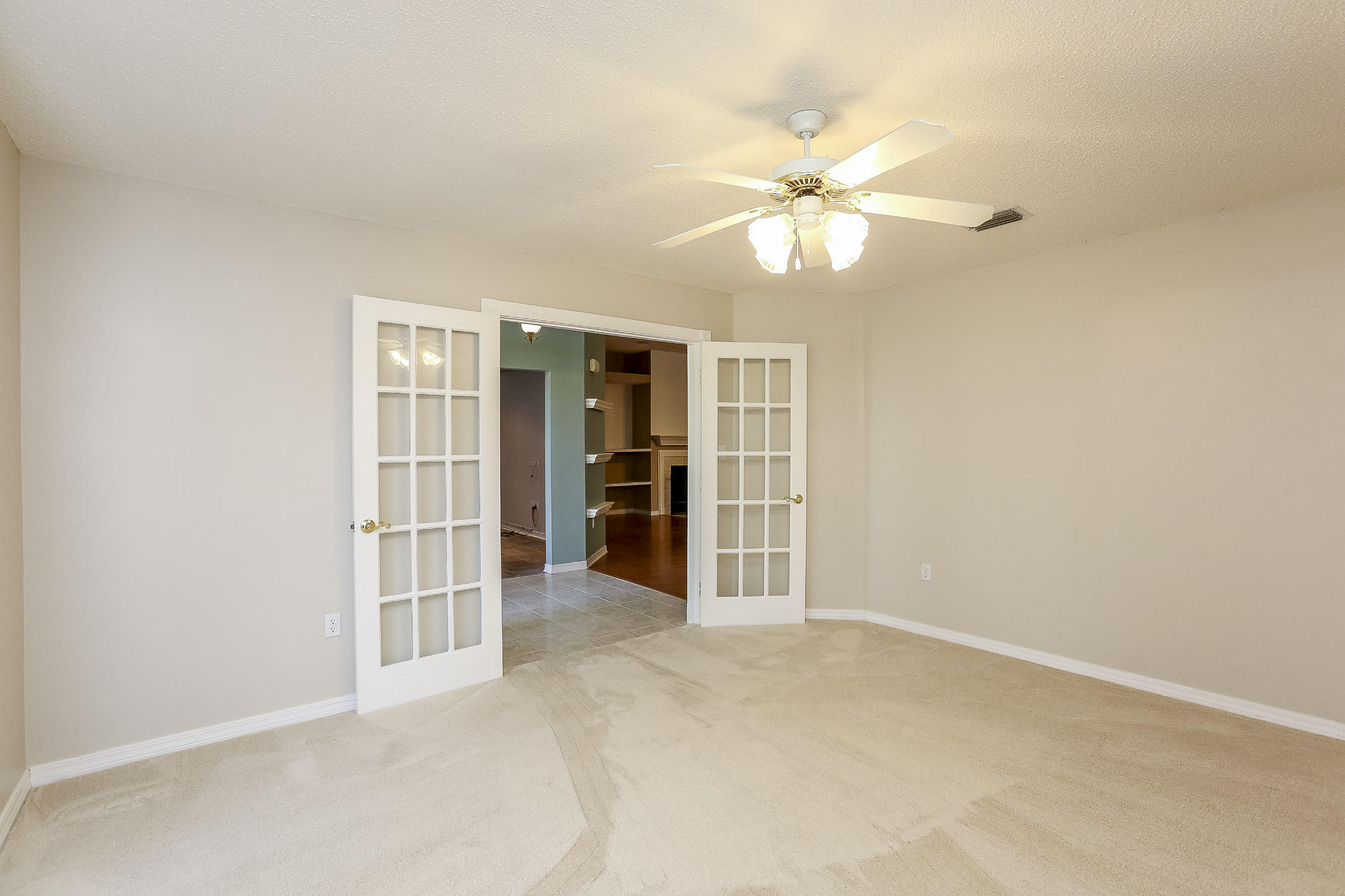 SILVER OAKS PH II - Residential