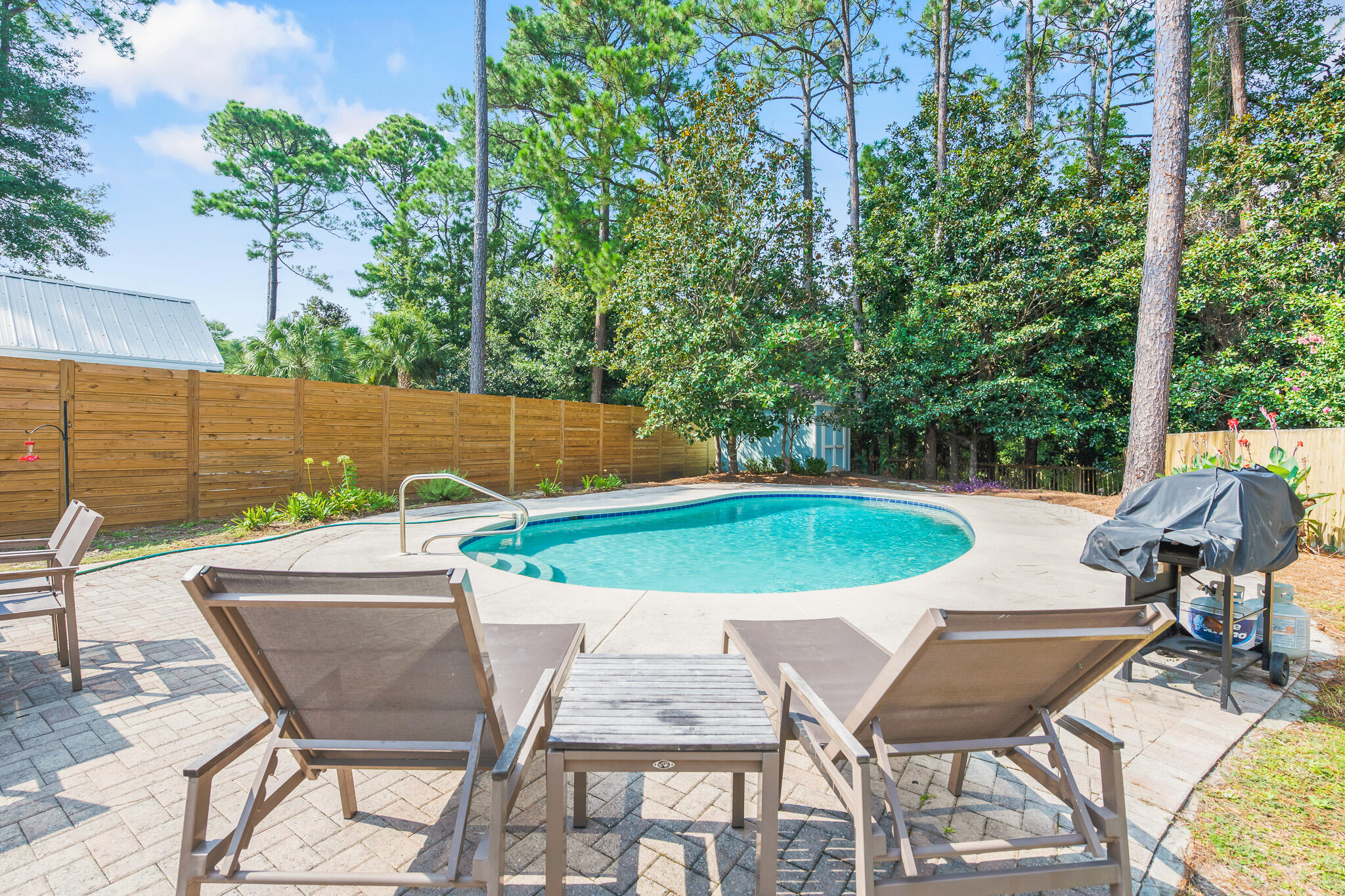 SEAGROVE SHORES 4TH ADD - Residential