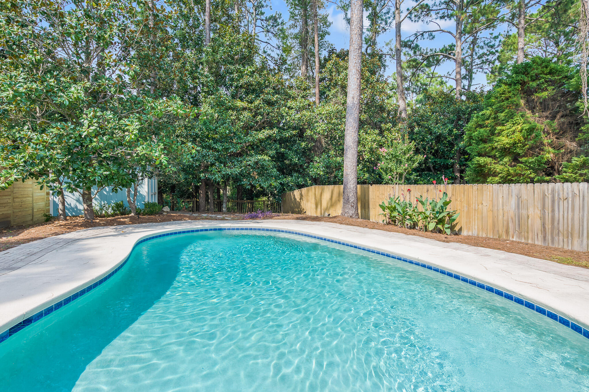 SEAGROVE SHORES 4TH ADD - Residential