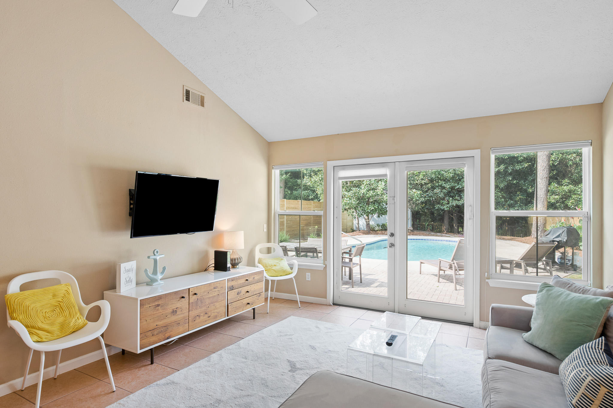 SEAGROVE SHORES 4TH ADD - Residential