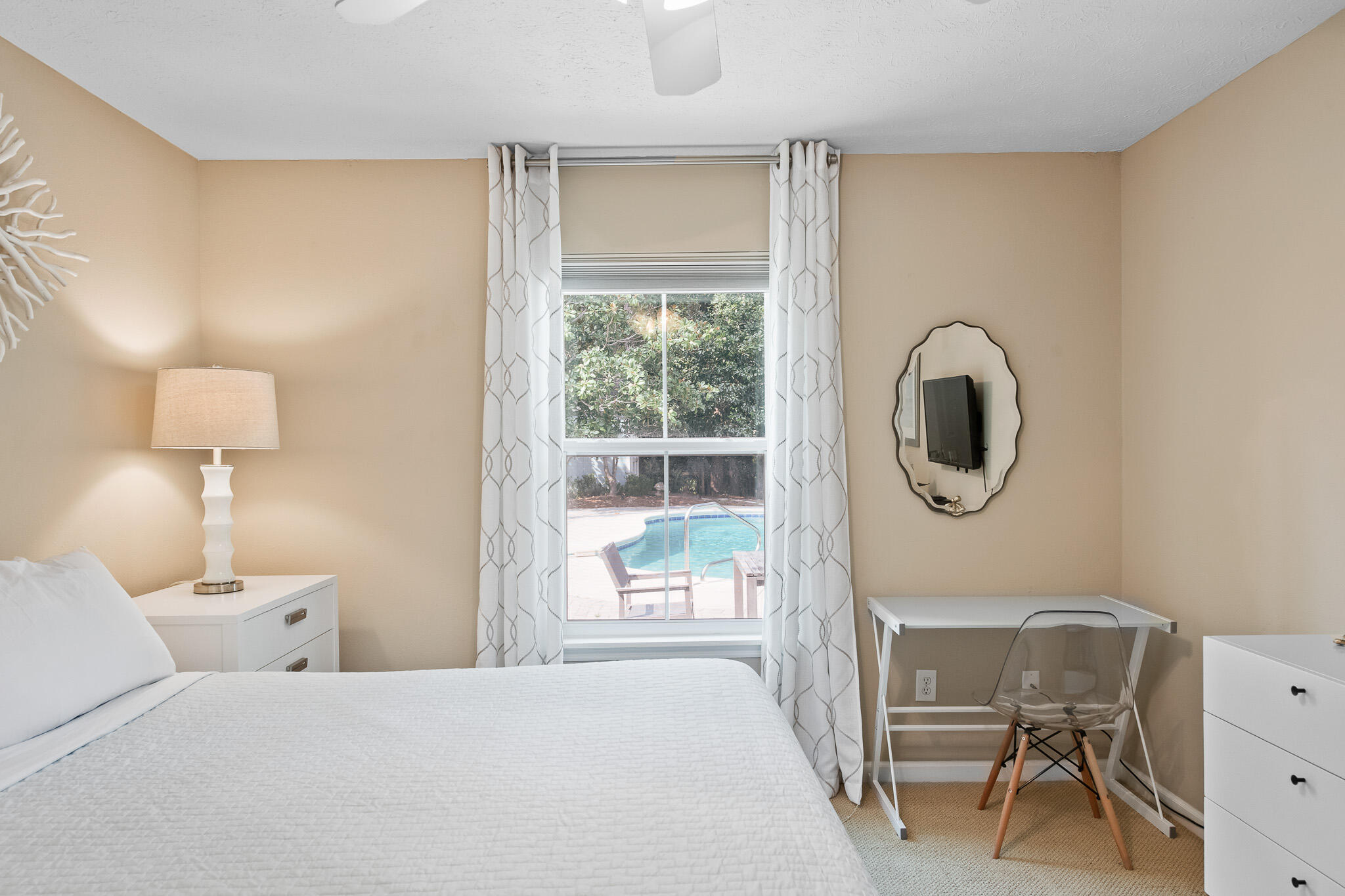 SEAGROVE SHORES 4TH ADD - Residential