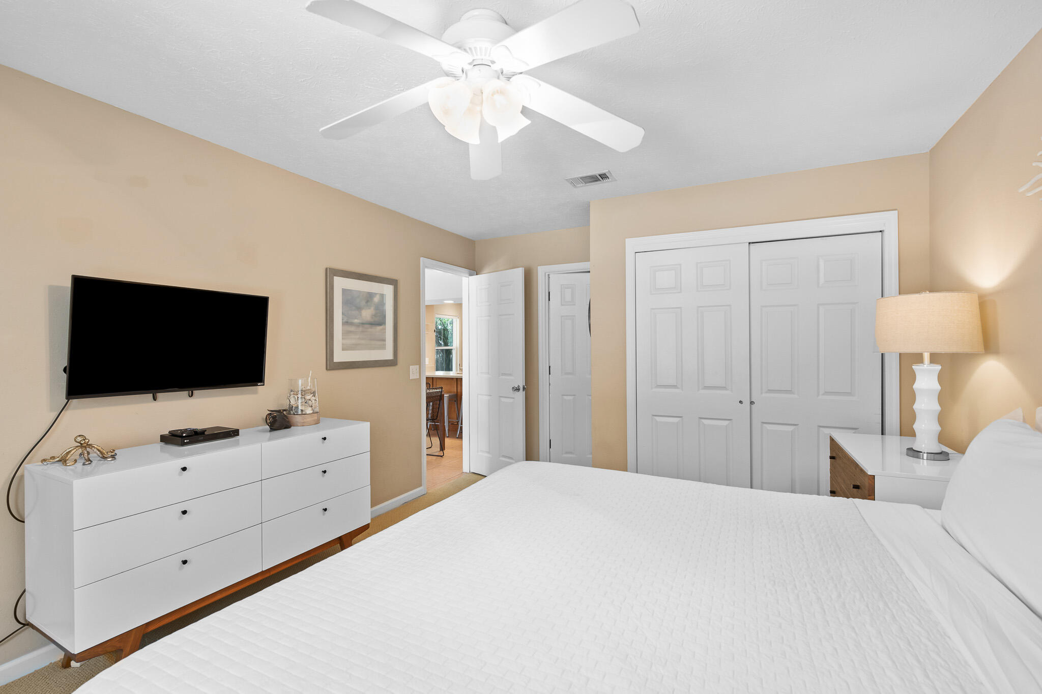 SEAGROVE SHORES 4TH ADD - Residential