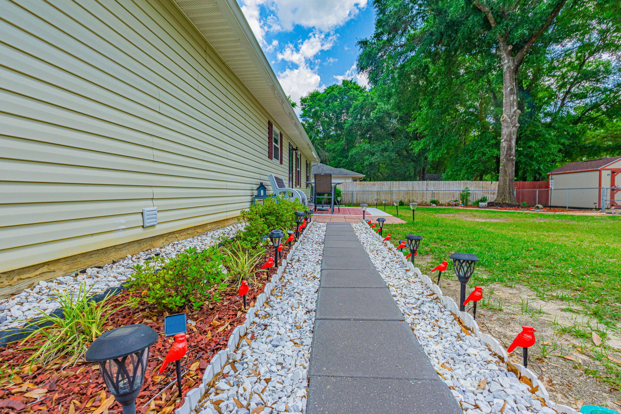 CRESTVIEW MANOR - Residential