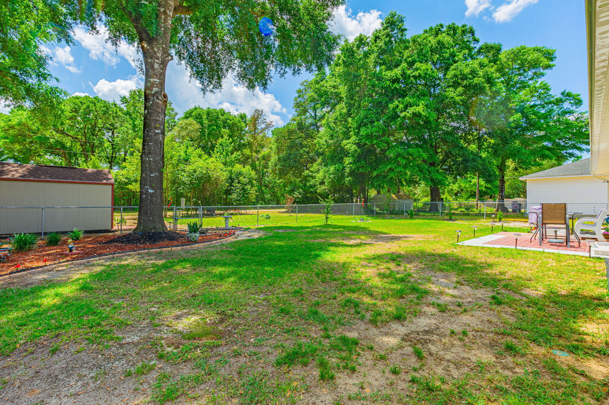 CRESTVIEW MANOR - Residential