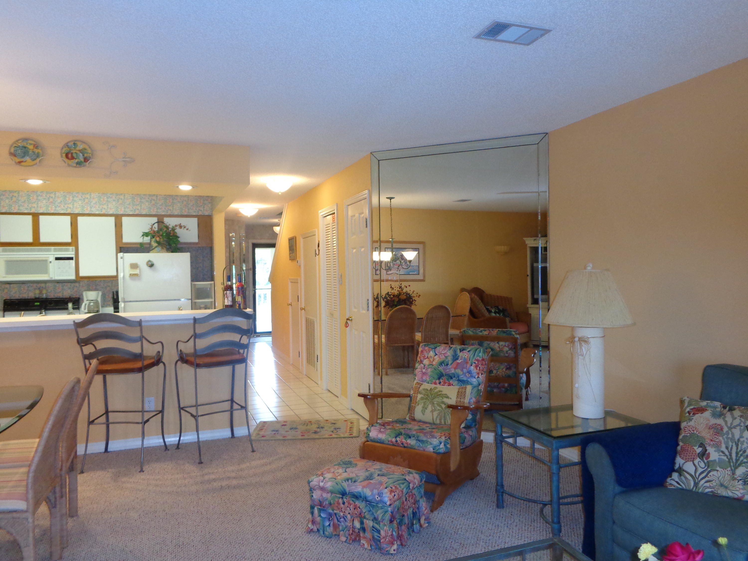 SEASCAPE CONDO PH 7C - Residential