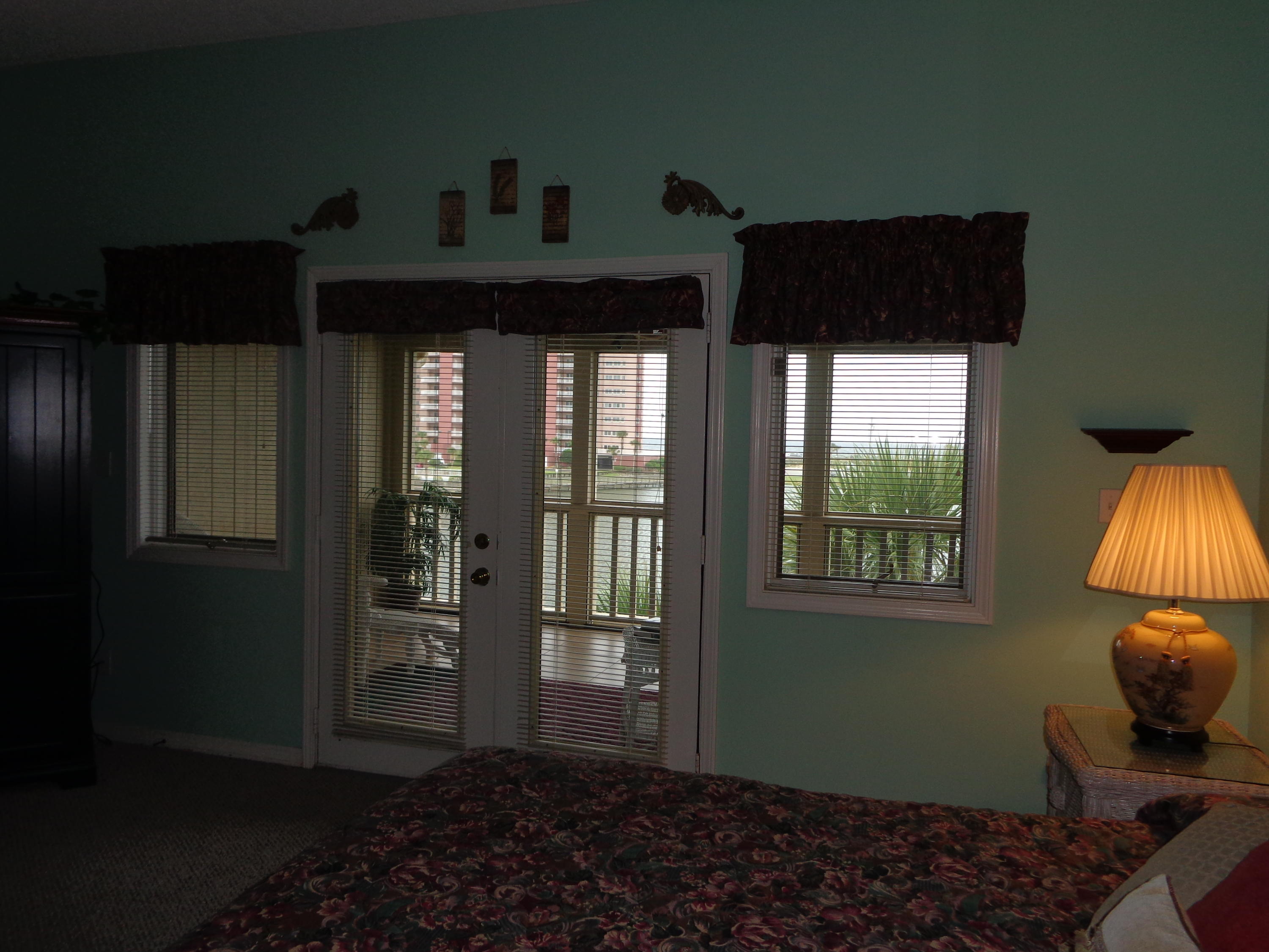 SEASCAPE CONDO PH 7C - Residential