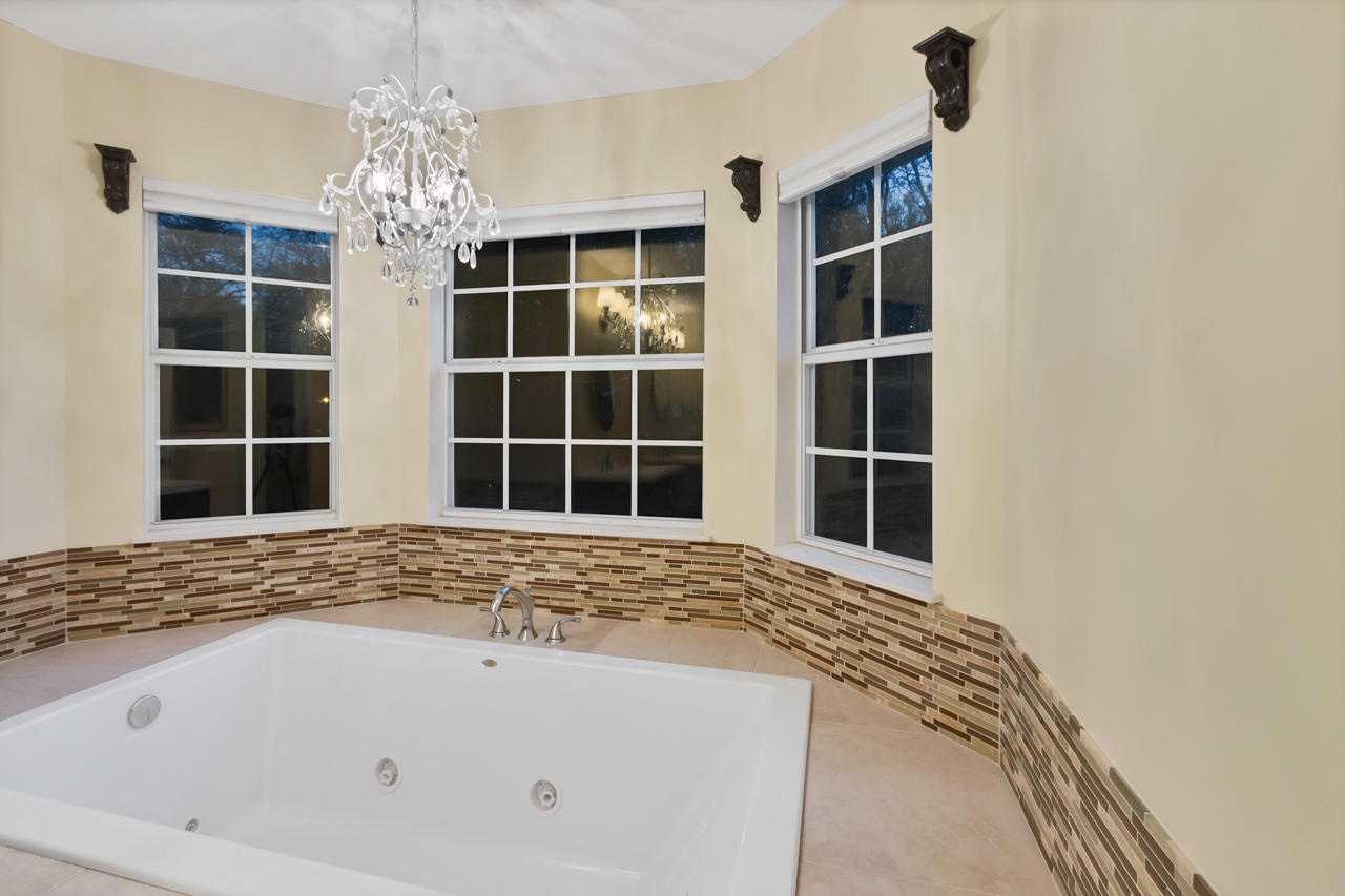 PARKWOOD ESTATES PH 2A BLUEWATER BAY - Residential