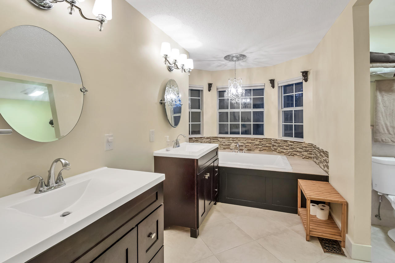 PARKWOOD ESTATES PH 2A BLUEWATER BAY - Residential