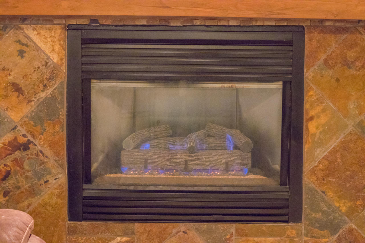 PARKWOOD ESTATES PH 2A BLUEWATER BAY - Residential