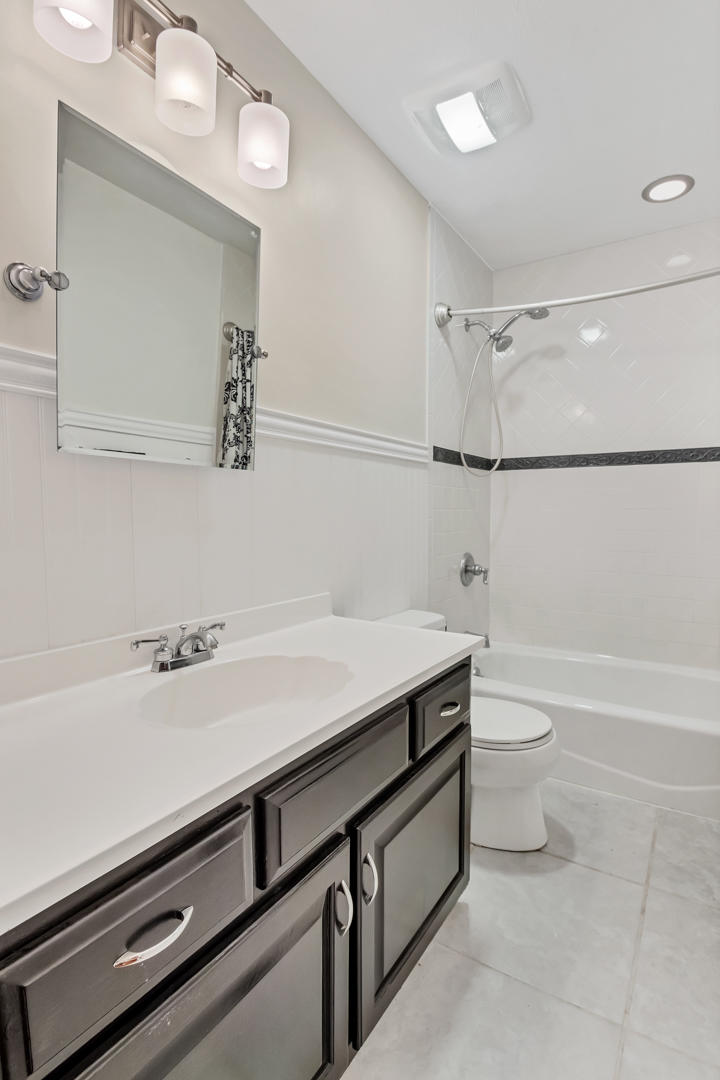 PARKWOOD ESTATES PH 2A BLUEWATER BAY - Residential