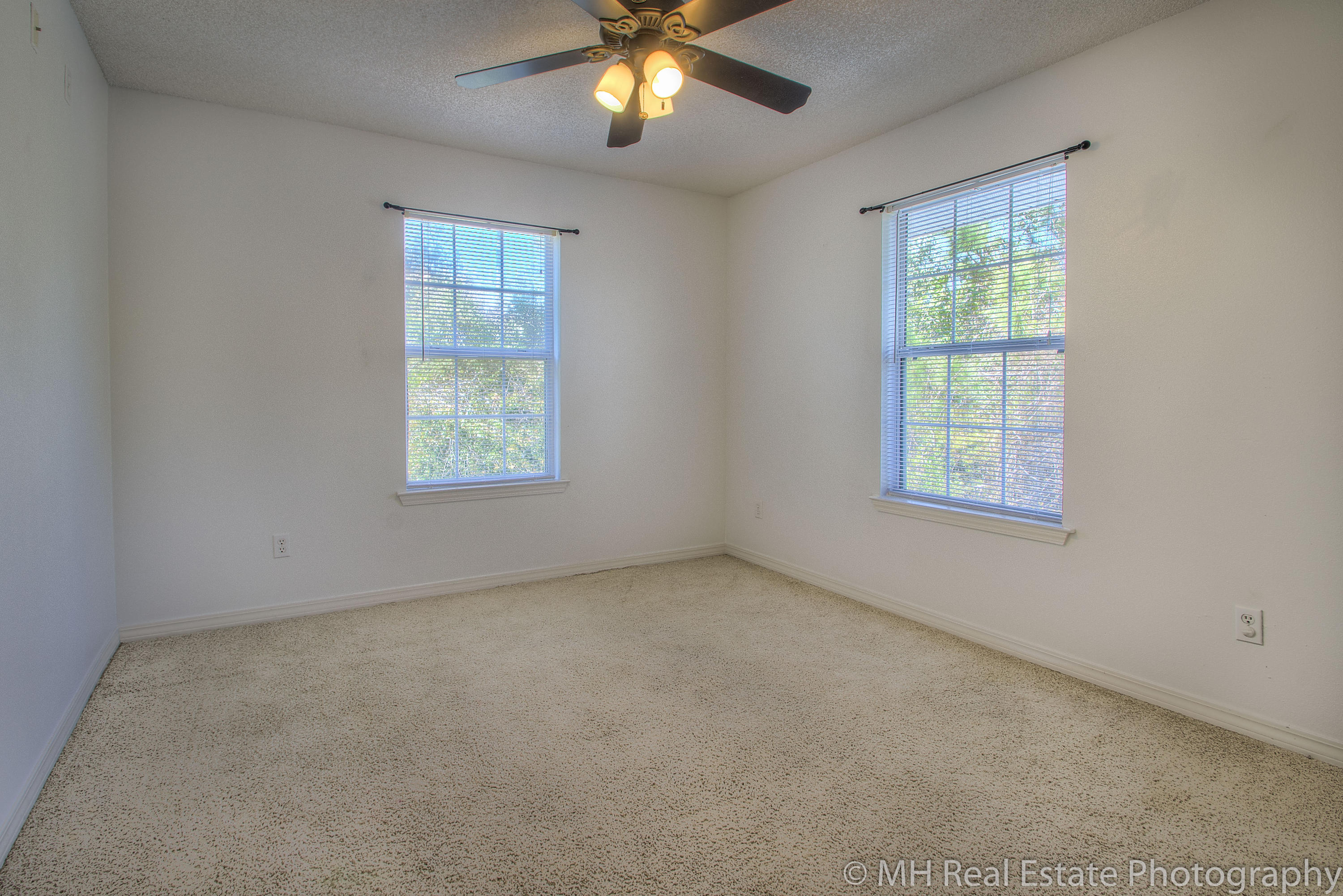 IVALEA GARDENS - Residential