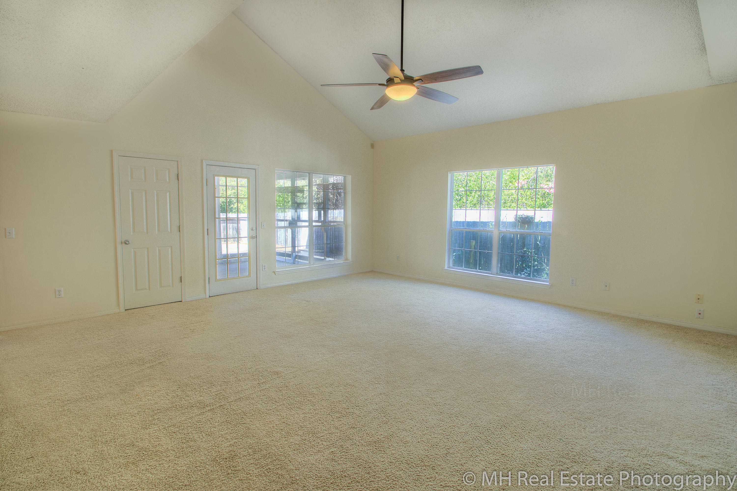 IVALEA GARDENS - Residential