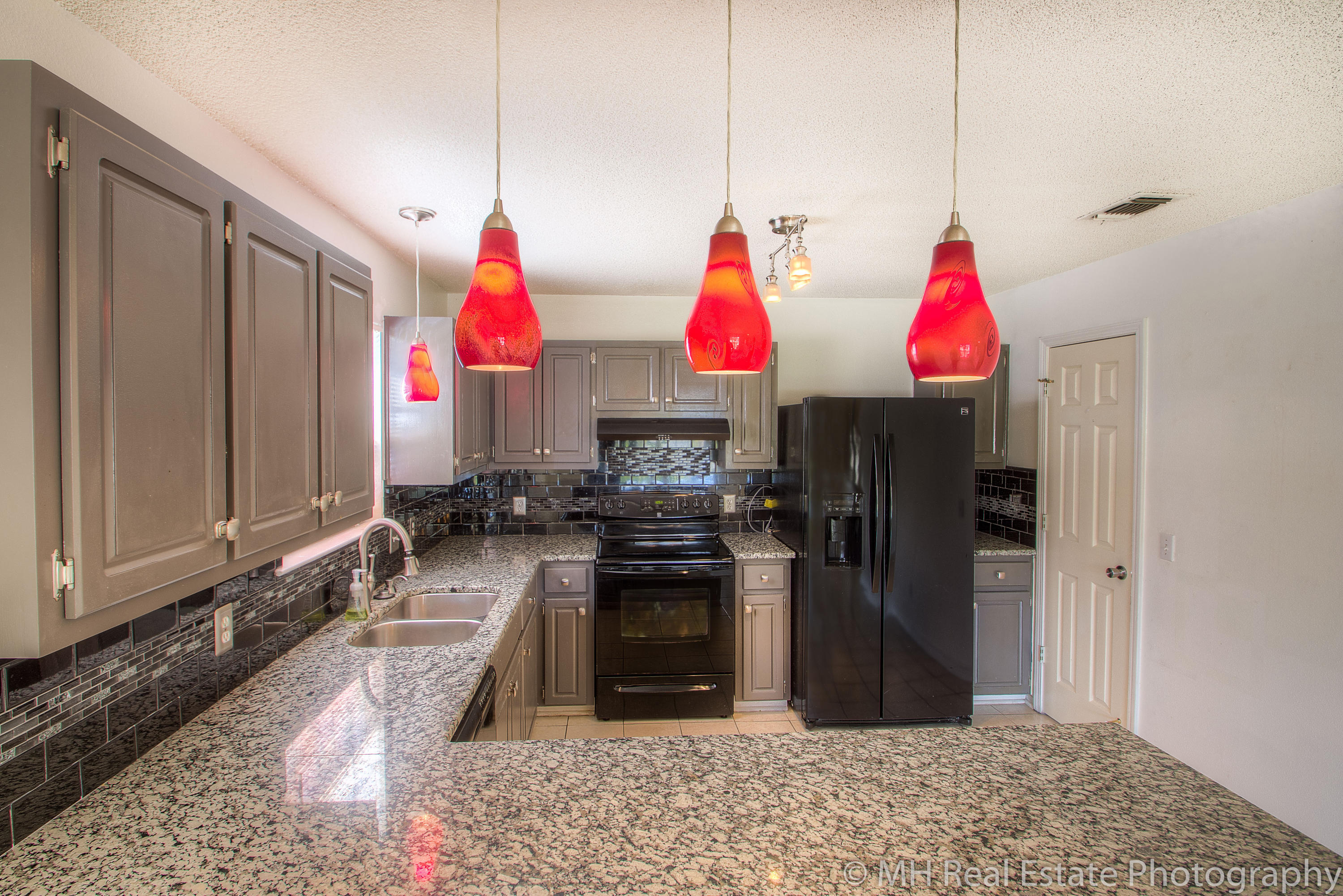 IVALEA GARDENS - Residential