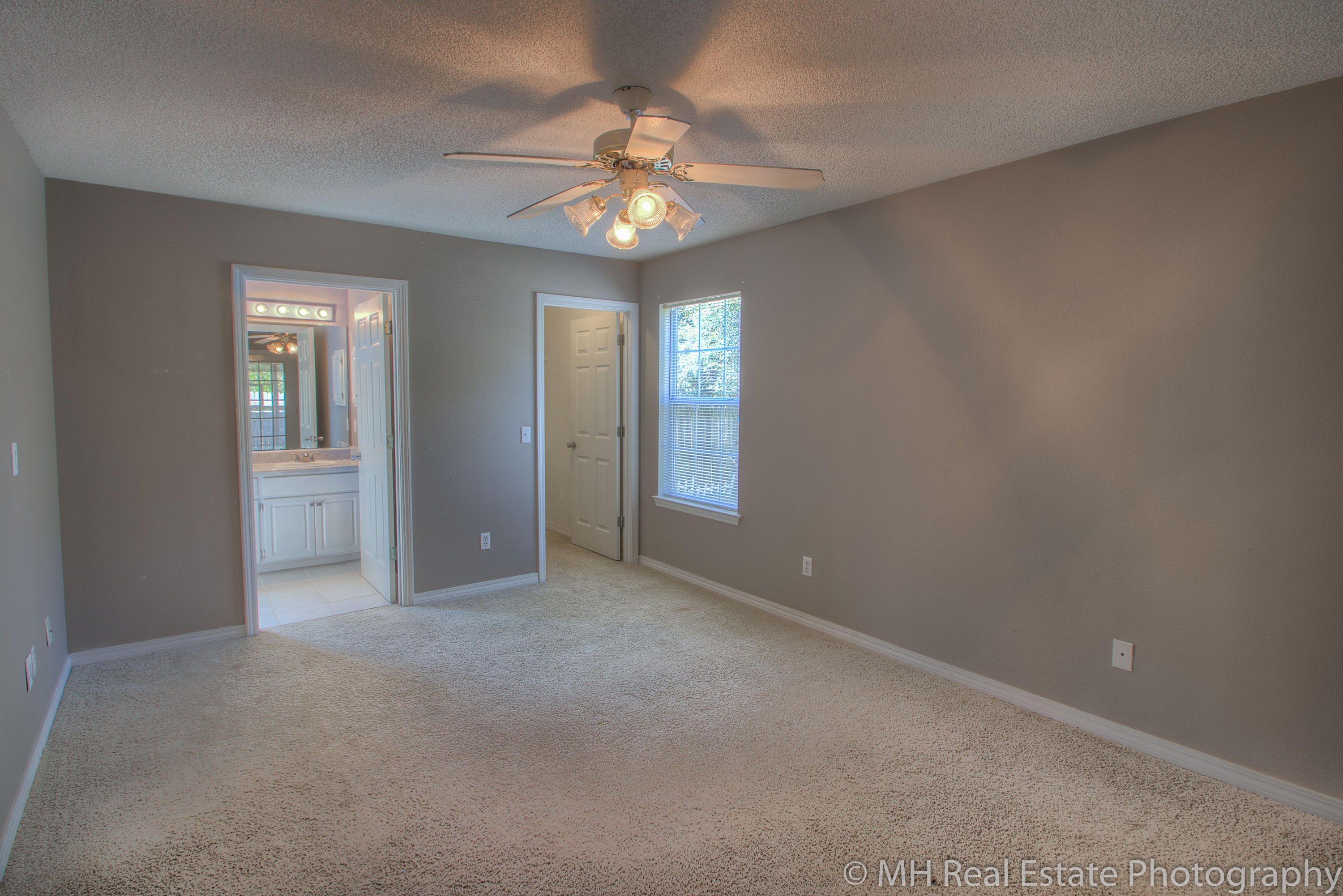 IVALEA GARDENS - Residential