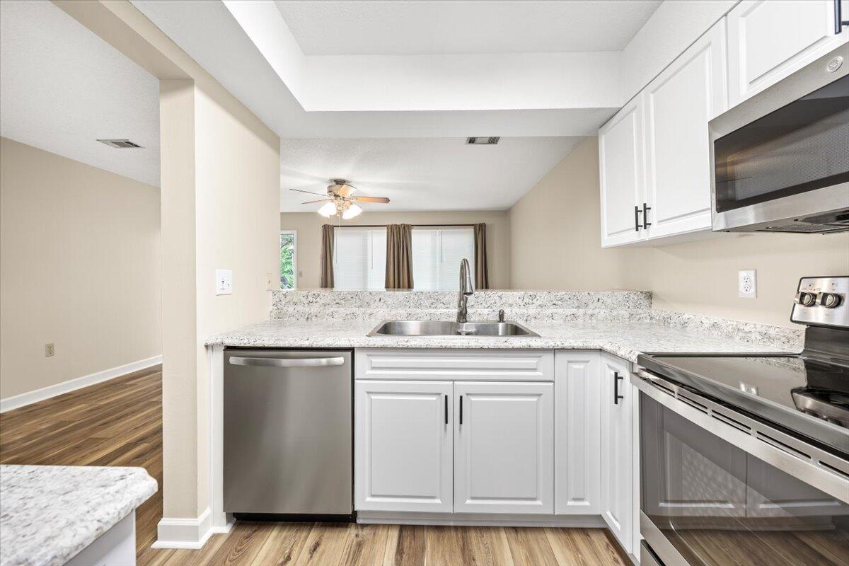 FALCON RIDGE - Residential