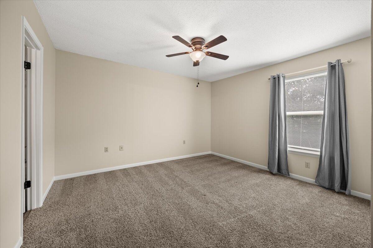 FALCON RIDGE - Residential