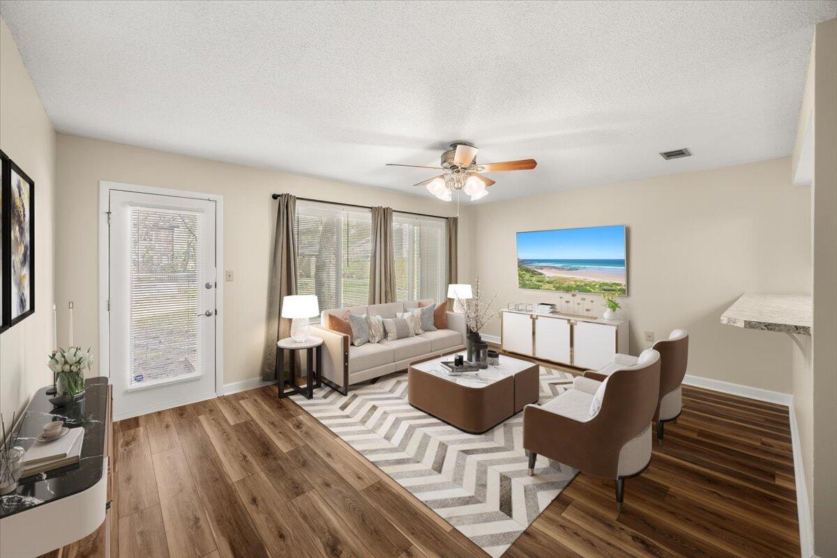 FALCON RIDGE - Residential